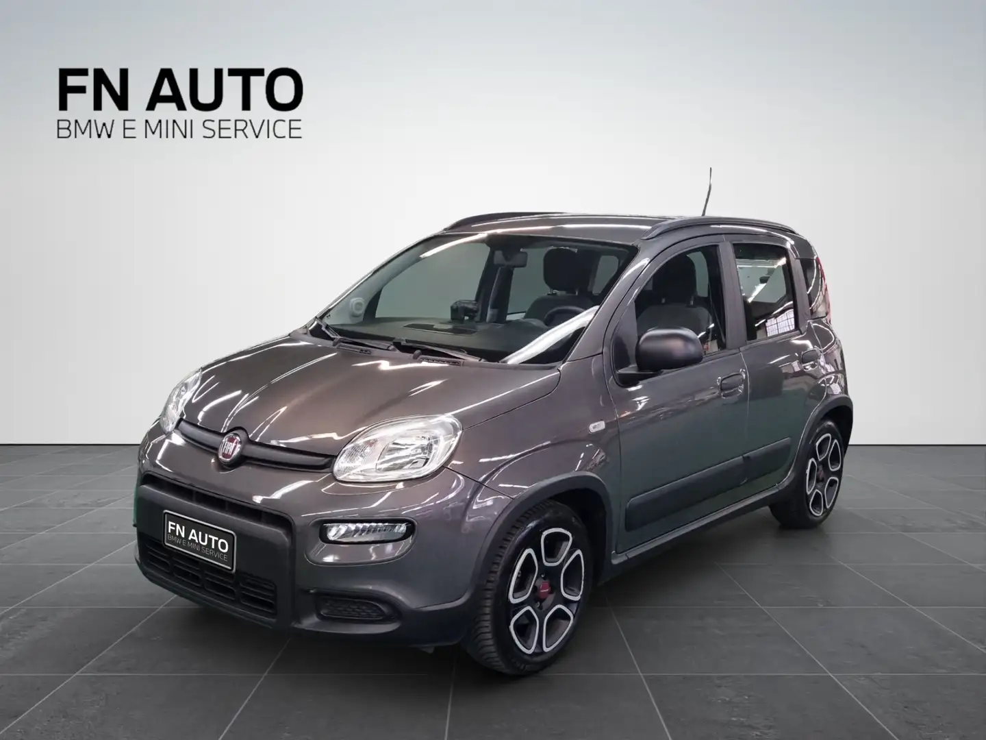 Fiat Panda 1.0 FireFly S&S Hybrid City Life Gris - 1