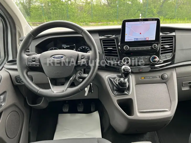 Annonce voiture d'occasion Ford Tourneo Custom - CARADIZE