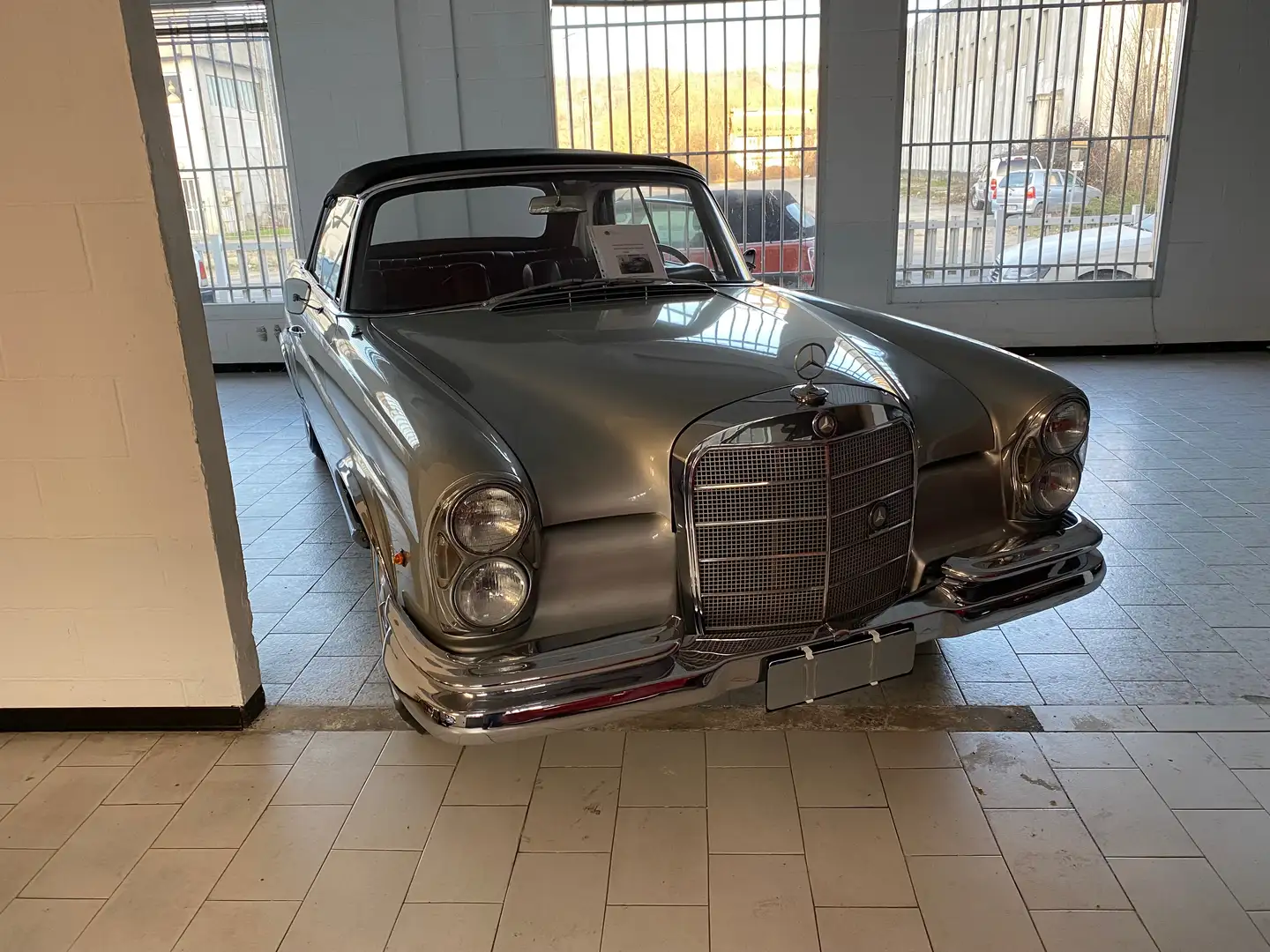 Mercedes-Benz 250 SE  CABRIOLET Argintiu - 2