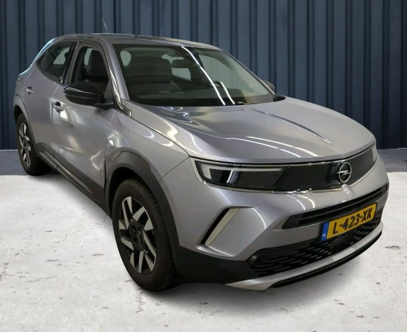 Opel Mokka-E Elegance 50-kWh 11kw (136PK), 1e-Eig, Keurig-Onder Gris - 2