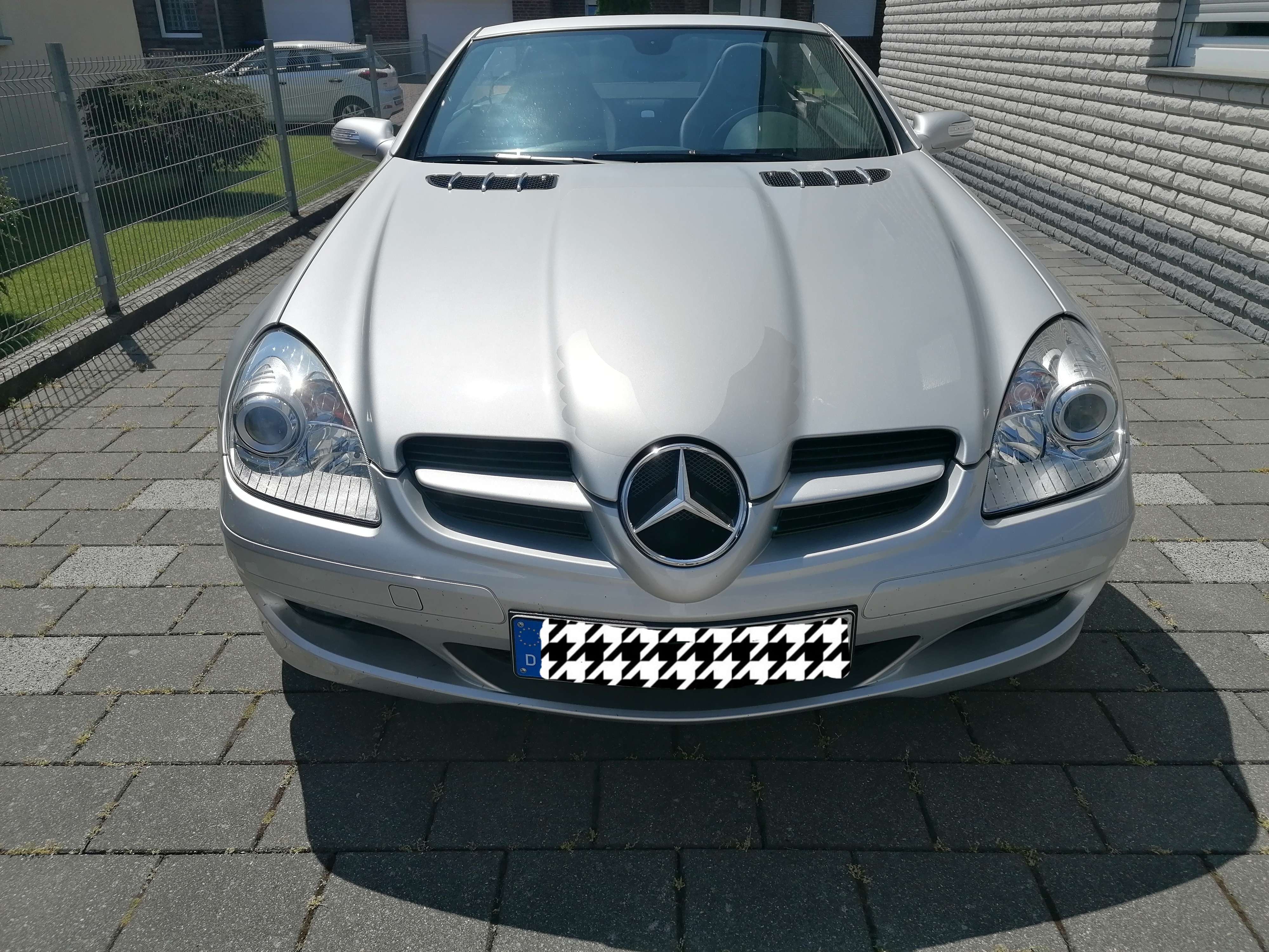 Second hand Mercedes Benz Slk-Class 200