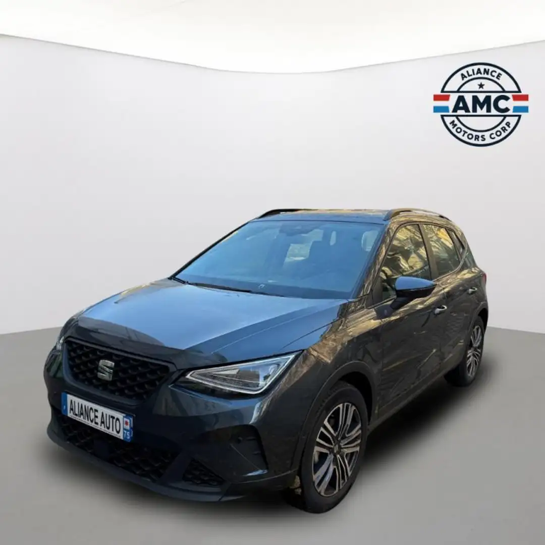 SEAT Arona COPA 1.0 TSI 115 - 05/2024 - 5.042 KMS Gris - 1