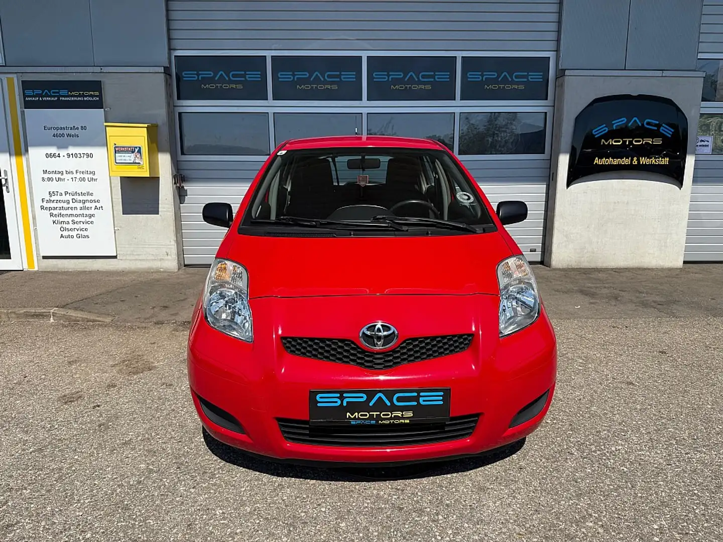 Toyota Yaris 1,4 D-4D 90 DPF Luna Rouge - 2