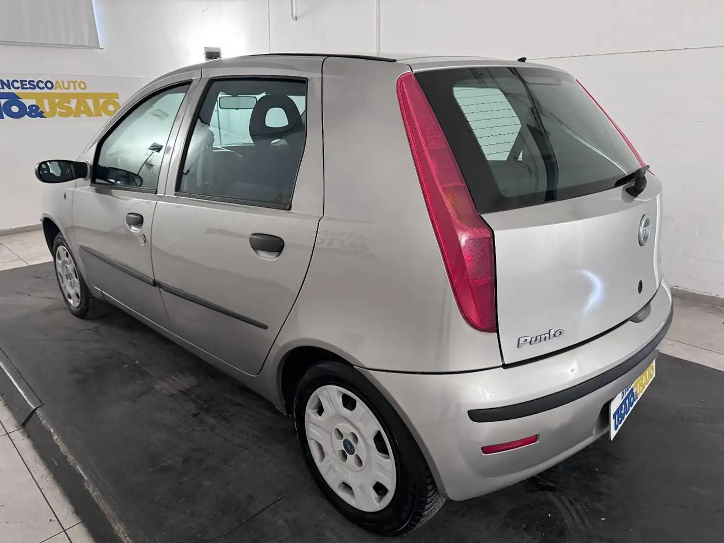 Fiat Punto Classic 5p Metano 60cv Neopatentati Grigio - 2