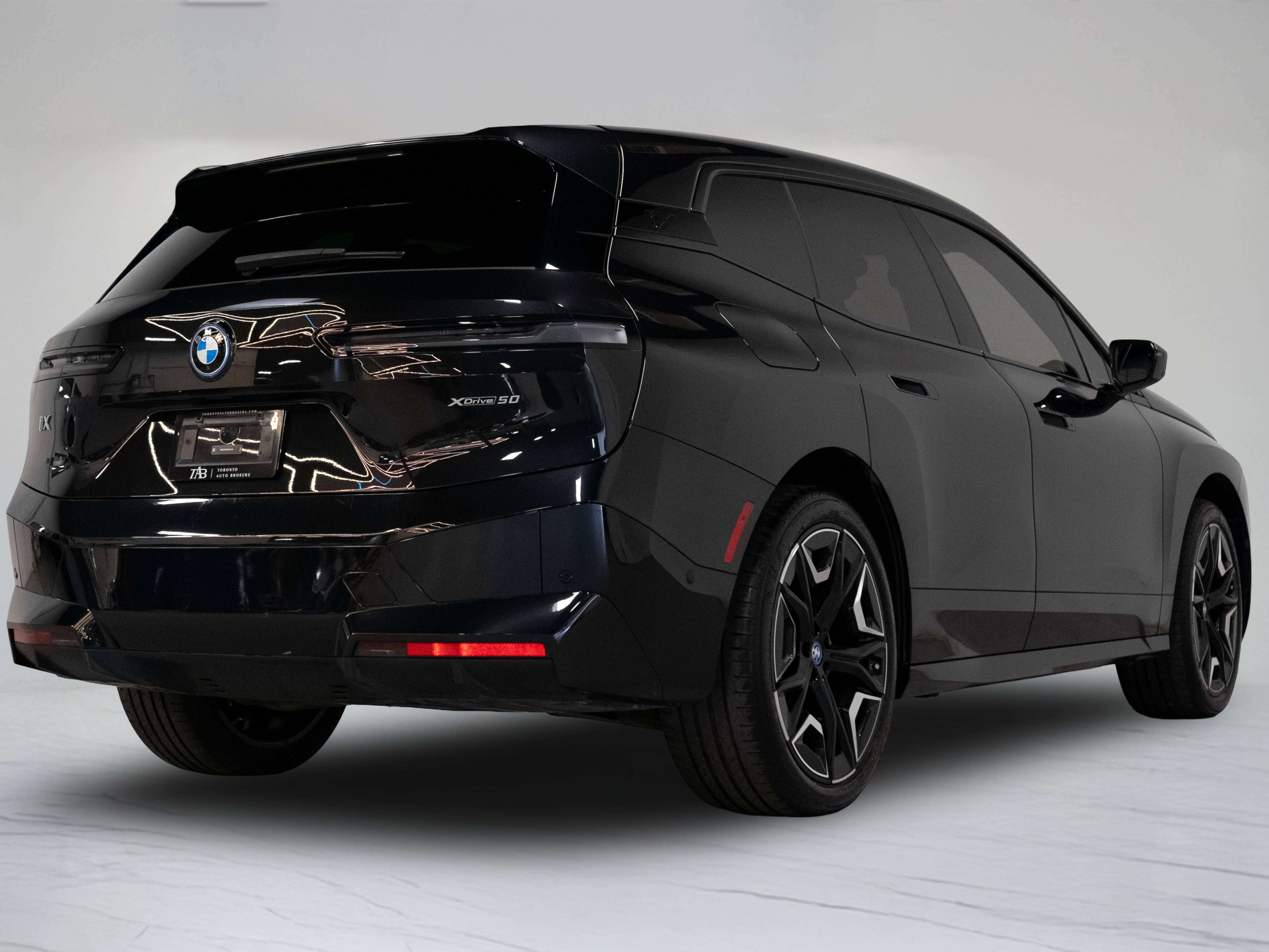 2025 BMW iX