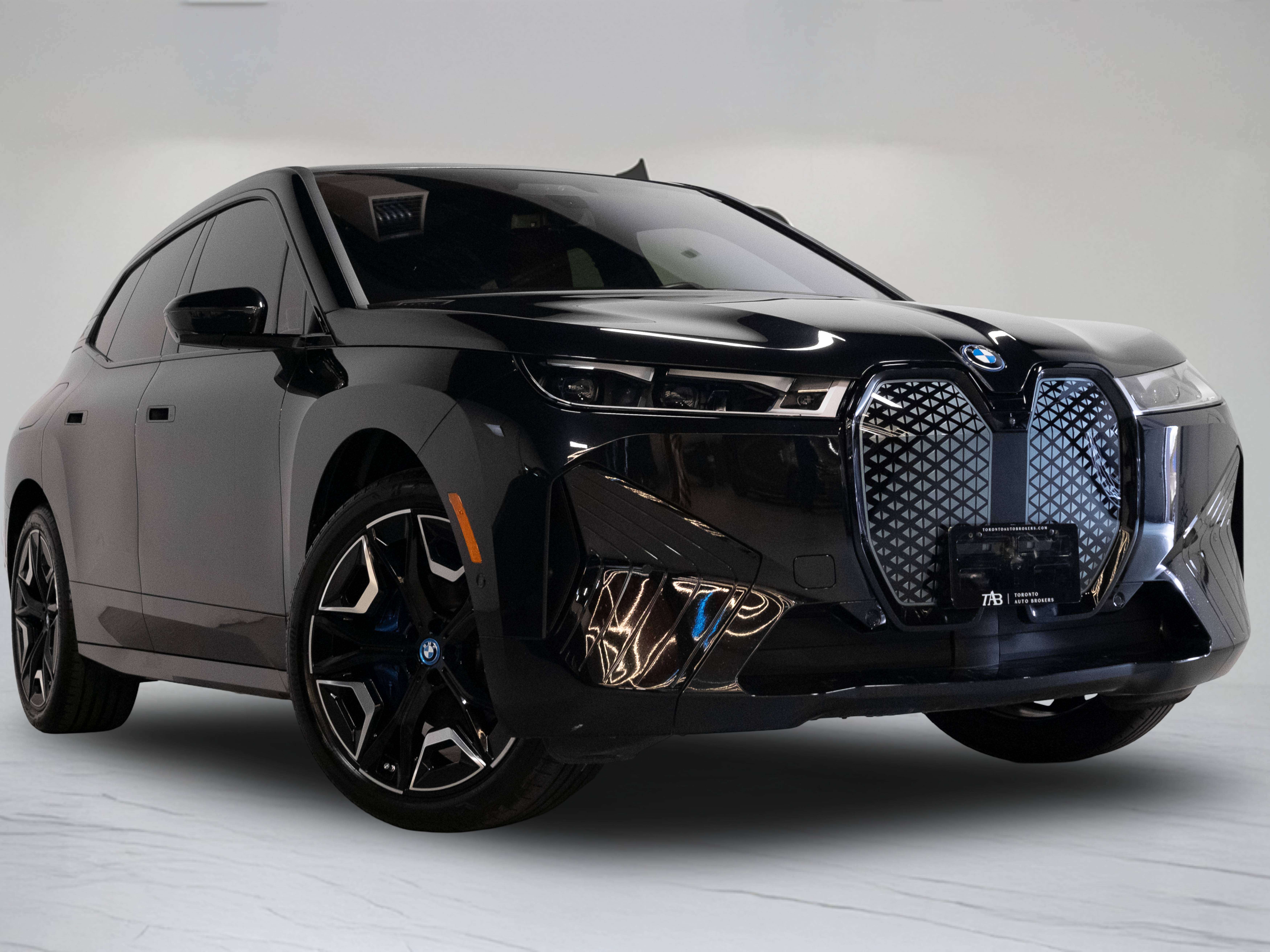2025 BMW iX