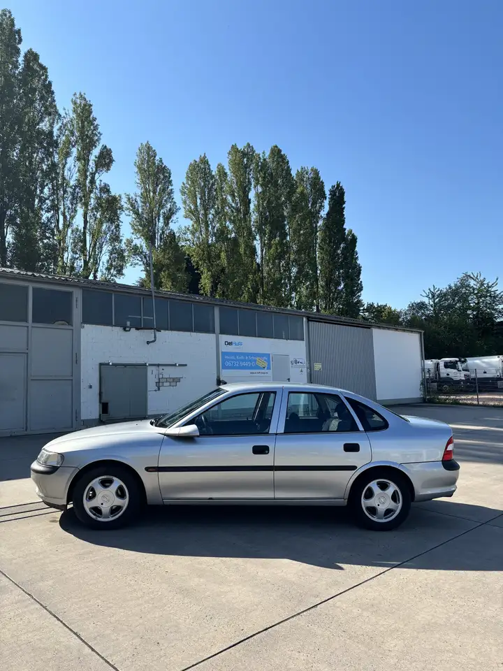 Opel Vectra B 1.6 – TÜV bis 07/2027 – ca. 151.000, foto 3