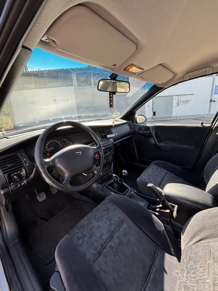 Opel Vectra B 1.6 – TÜV bis 07/2027 – ca. 151.000, foto 10