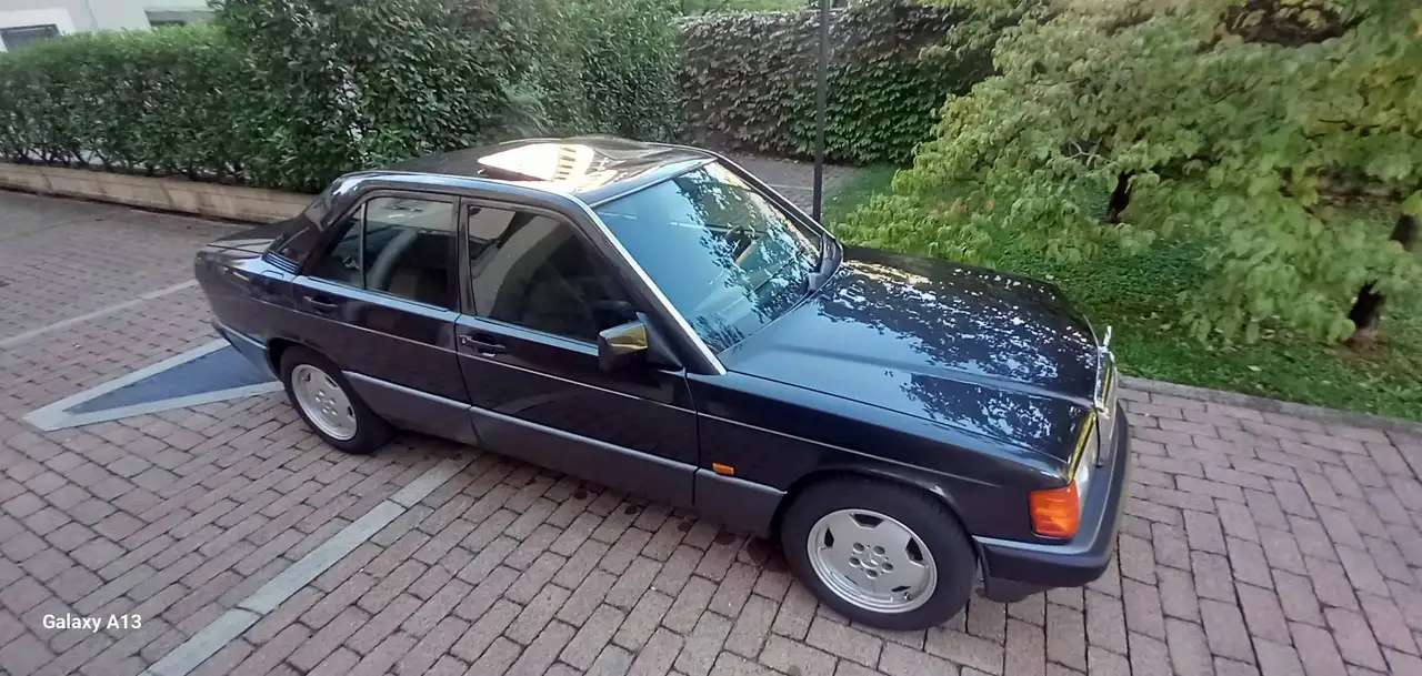 Mercedes-Benz 190 2.0 E 122cv, foto 3