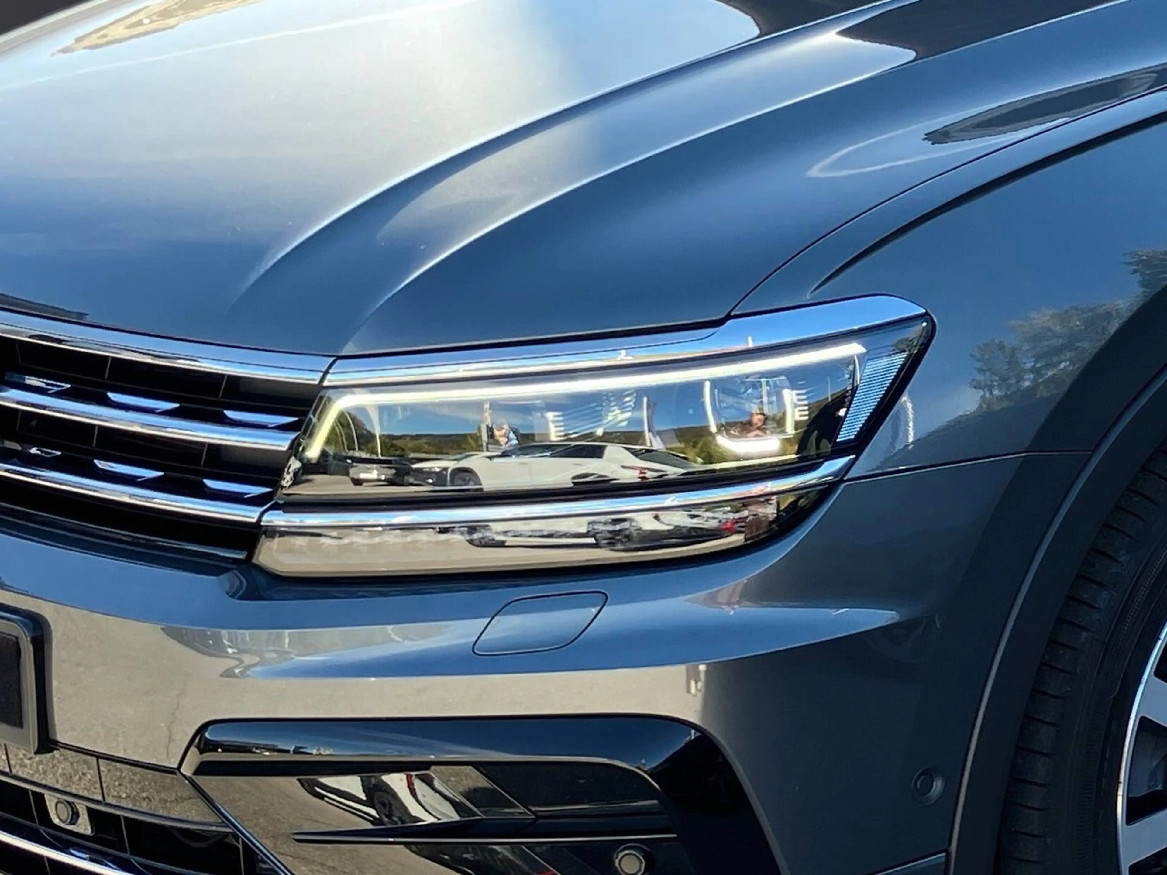 Volkswagen Tiguan Sky TDI SCR 4MOTION DSG — photo 7