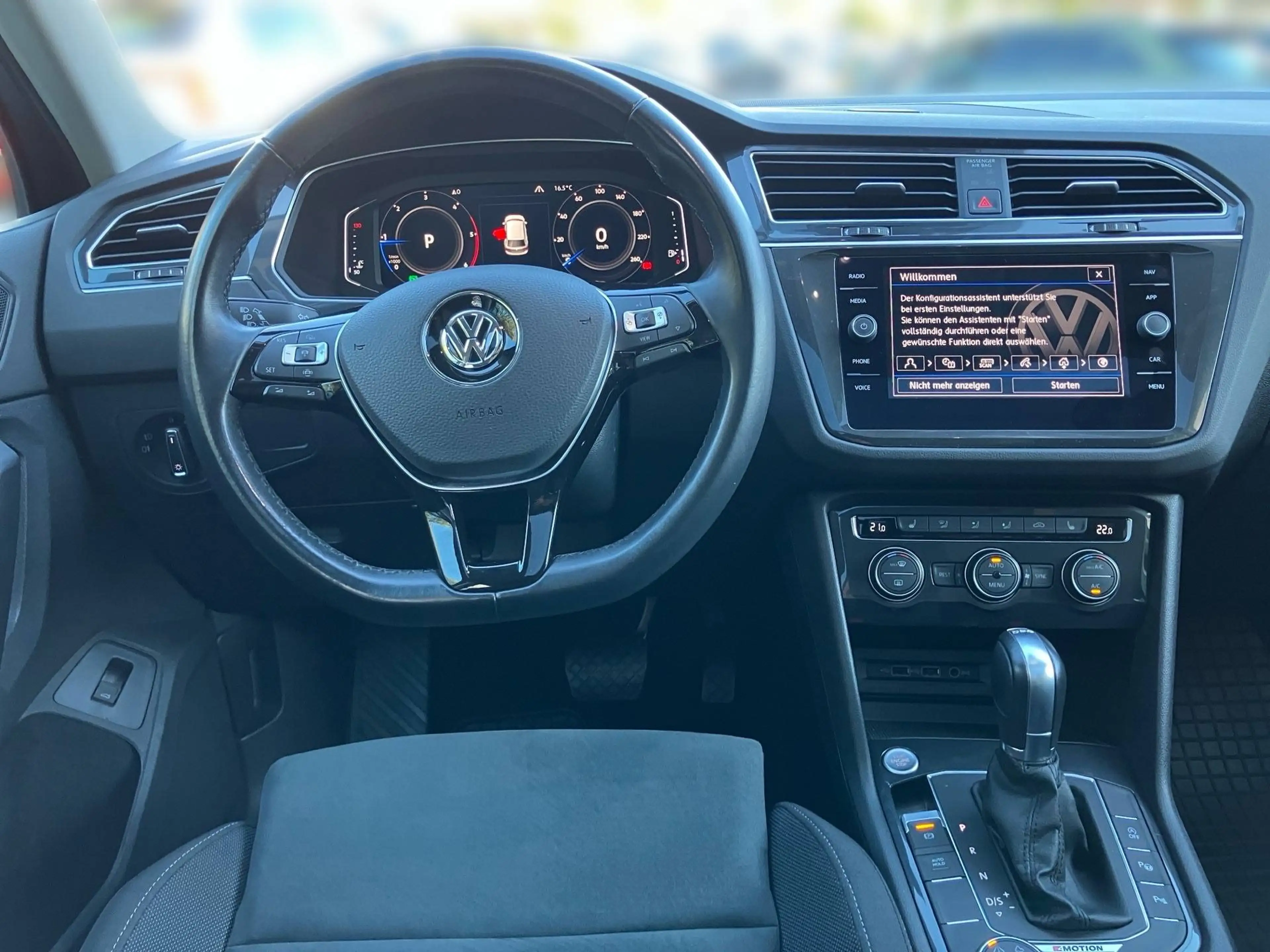 Volkswagen Tiguan Sky TDI SCR 4MOTION DSG — photo 12