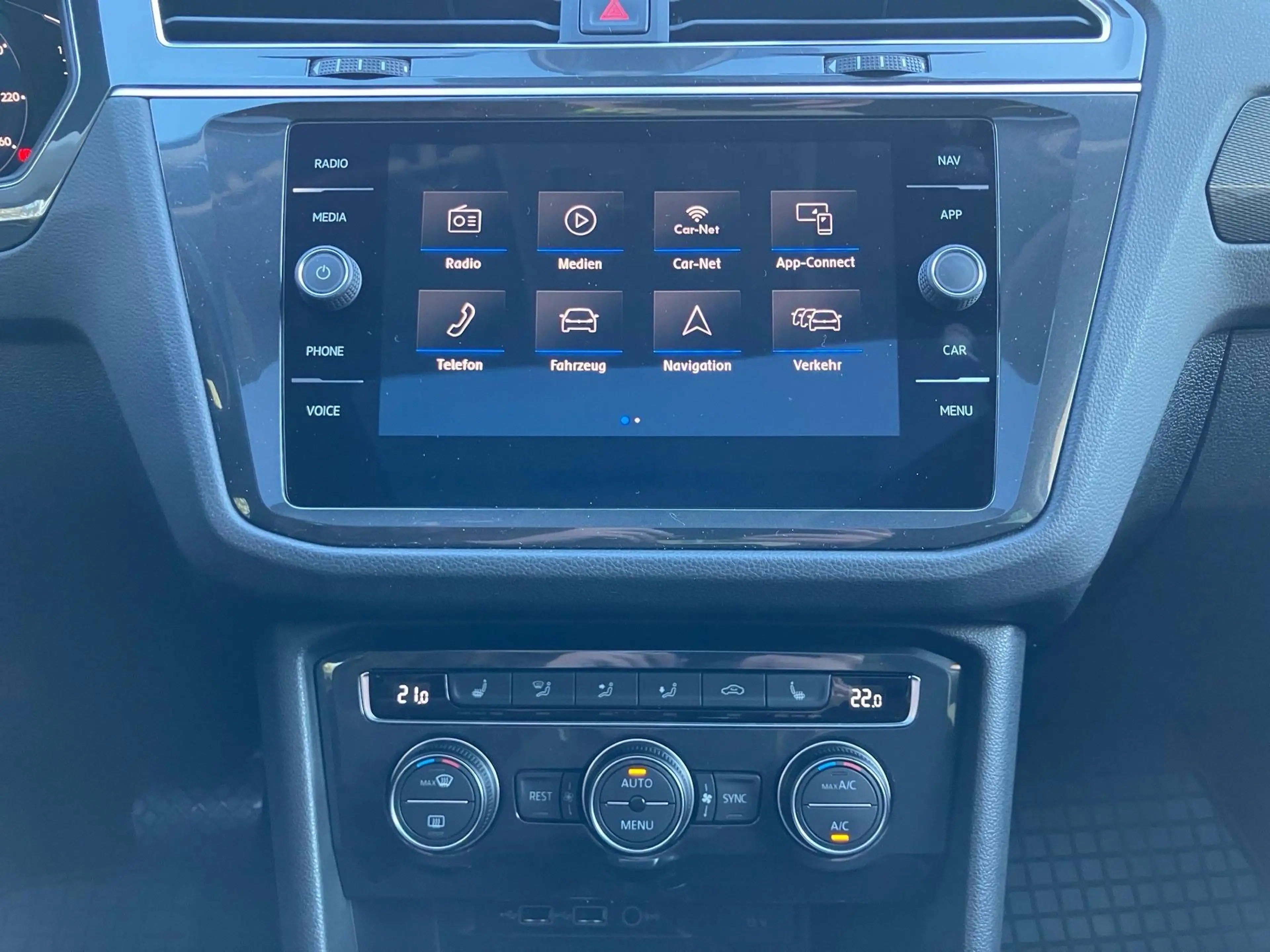 Volkswagen Tiguan Sky TDI SCR 4MOTION DSG — photo 15