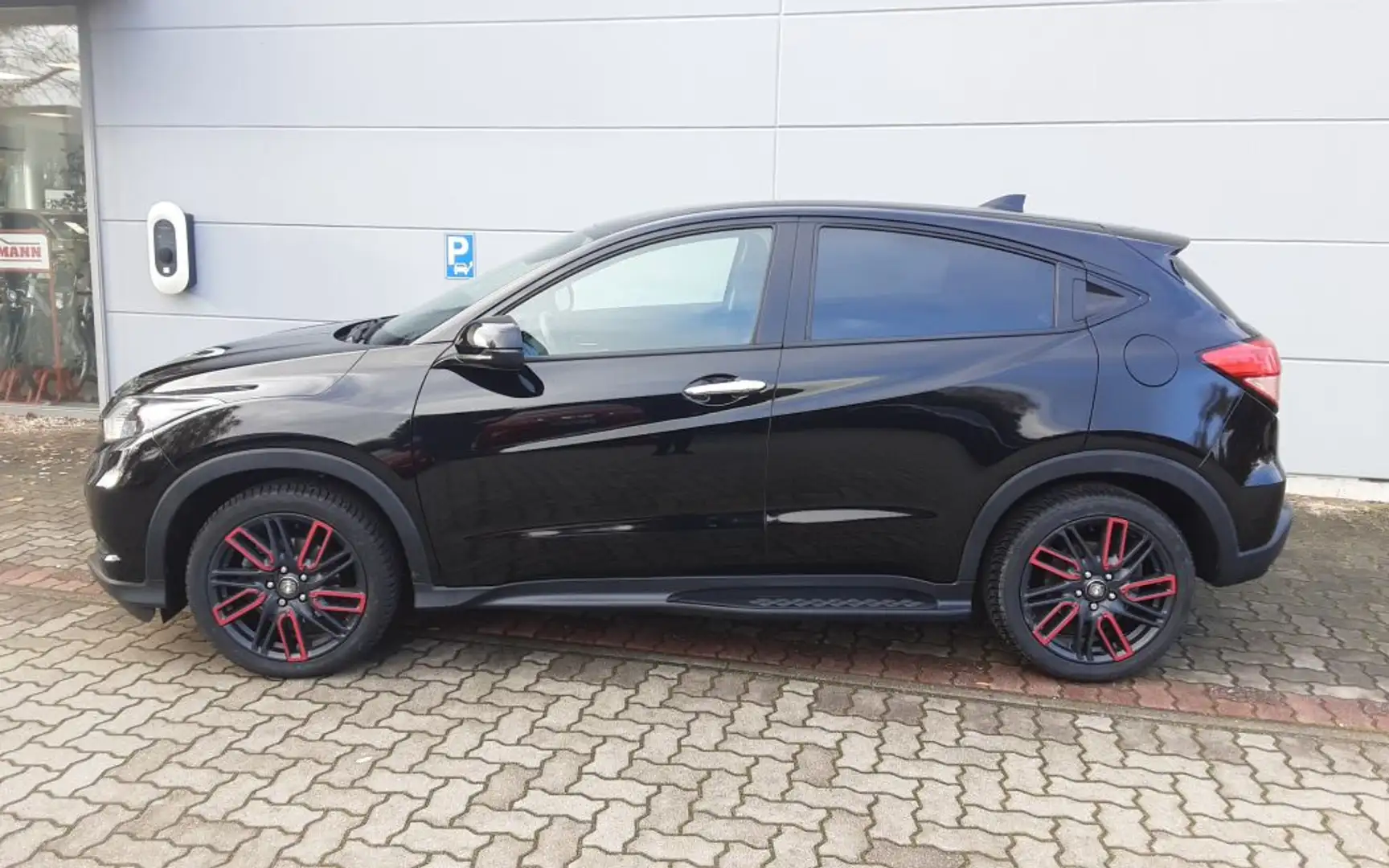 Honda HR-V 1.5 i-VTEC CVT Elegance, Leder, AHZV, Allwetter Schwarz - 2