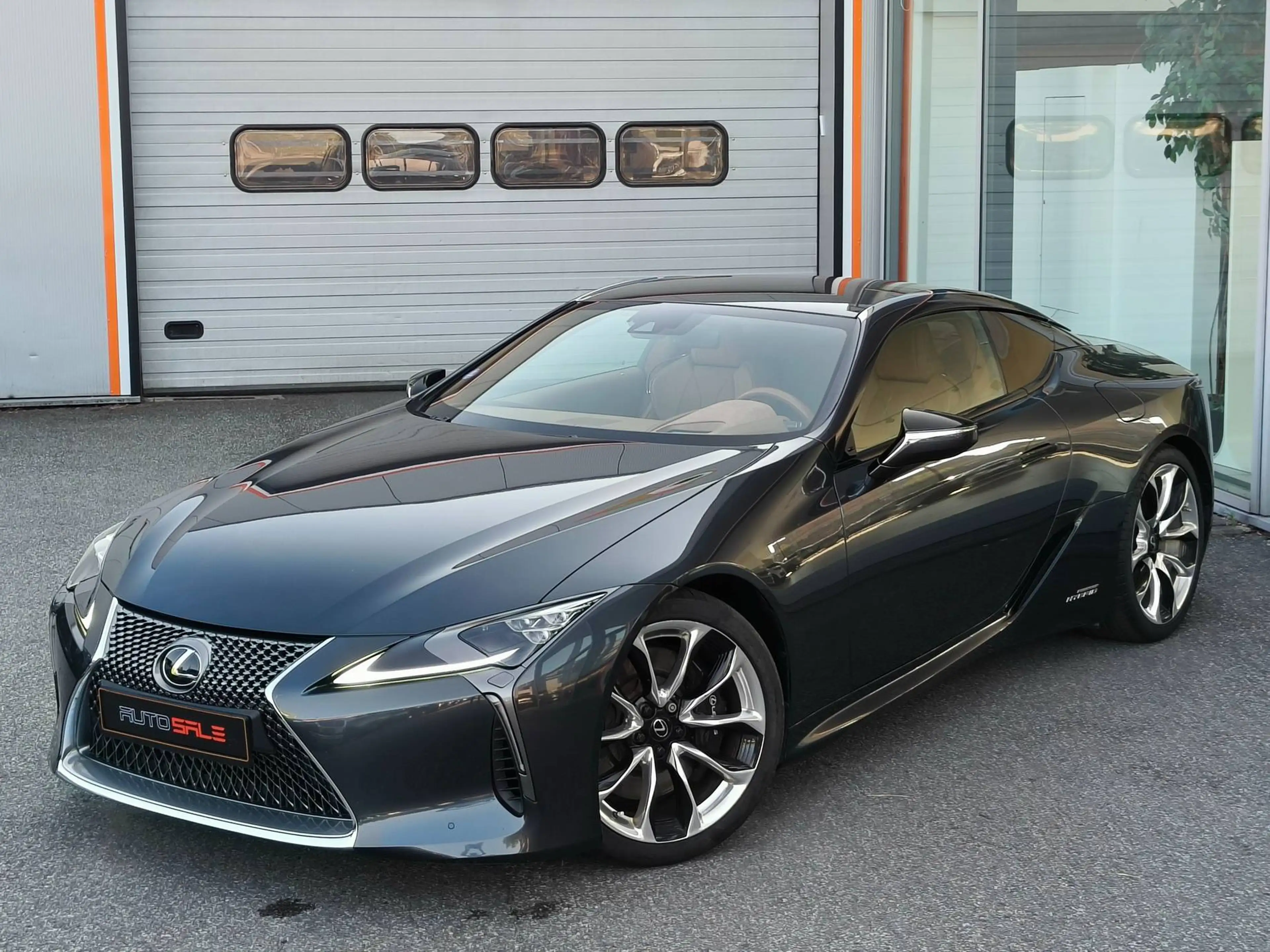 Lexus LC 500h Coupe Sport+ Carbon — photo 2