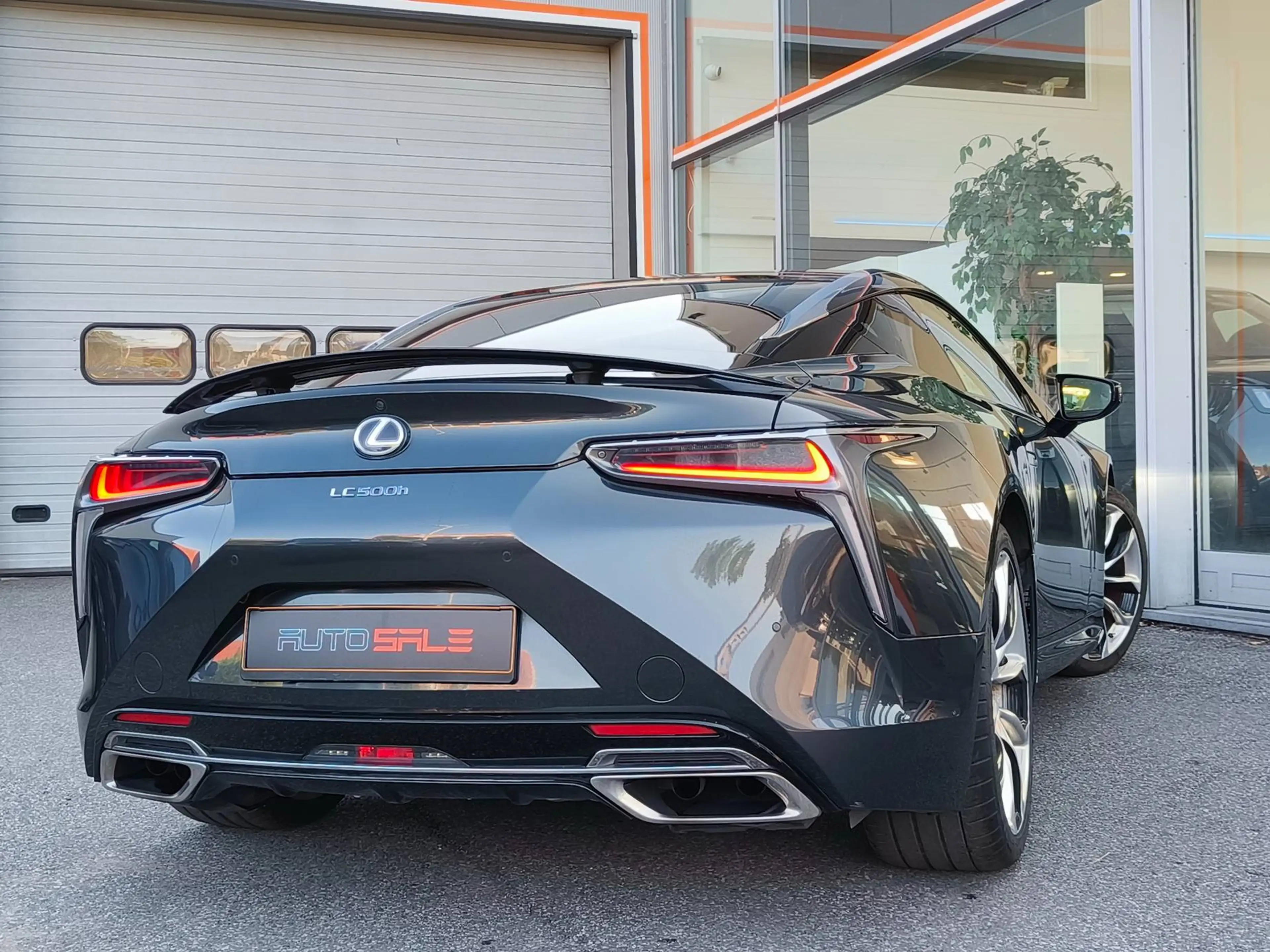 Lexus LC 500h Coupe Sport+ Carbon — photo 15