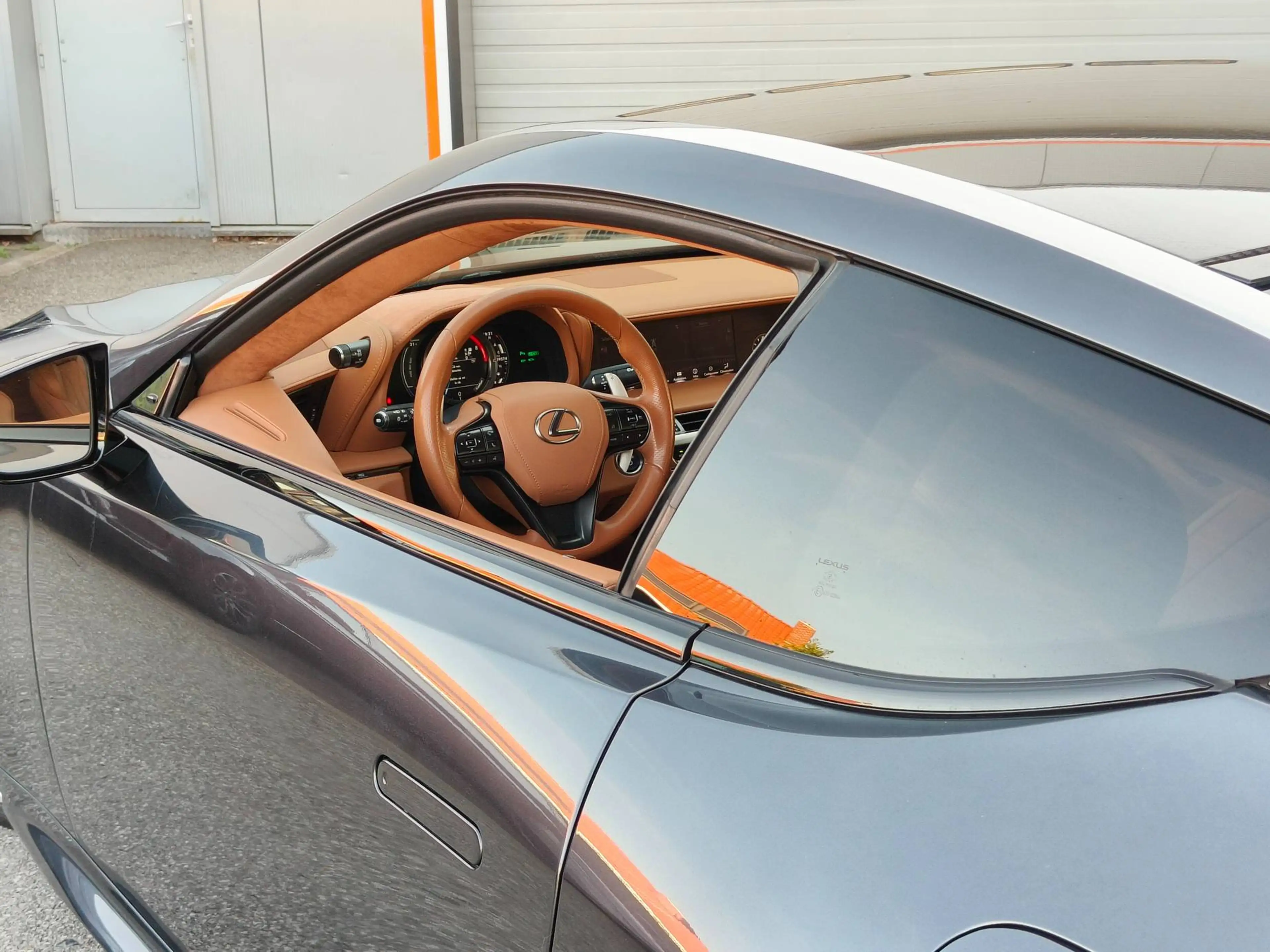 Lexus LC 500h Coupe Sport+ Carbon — photo 6