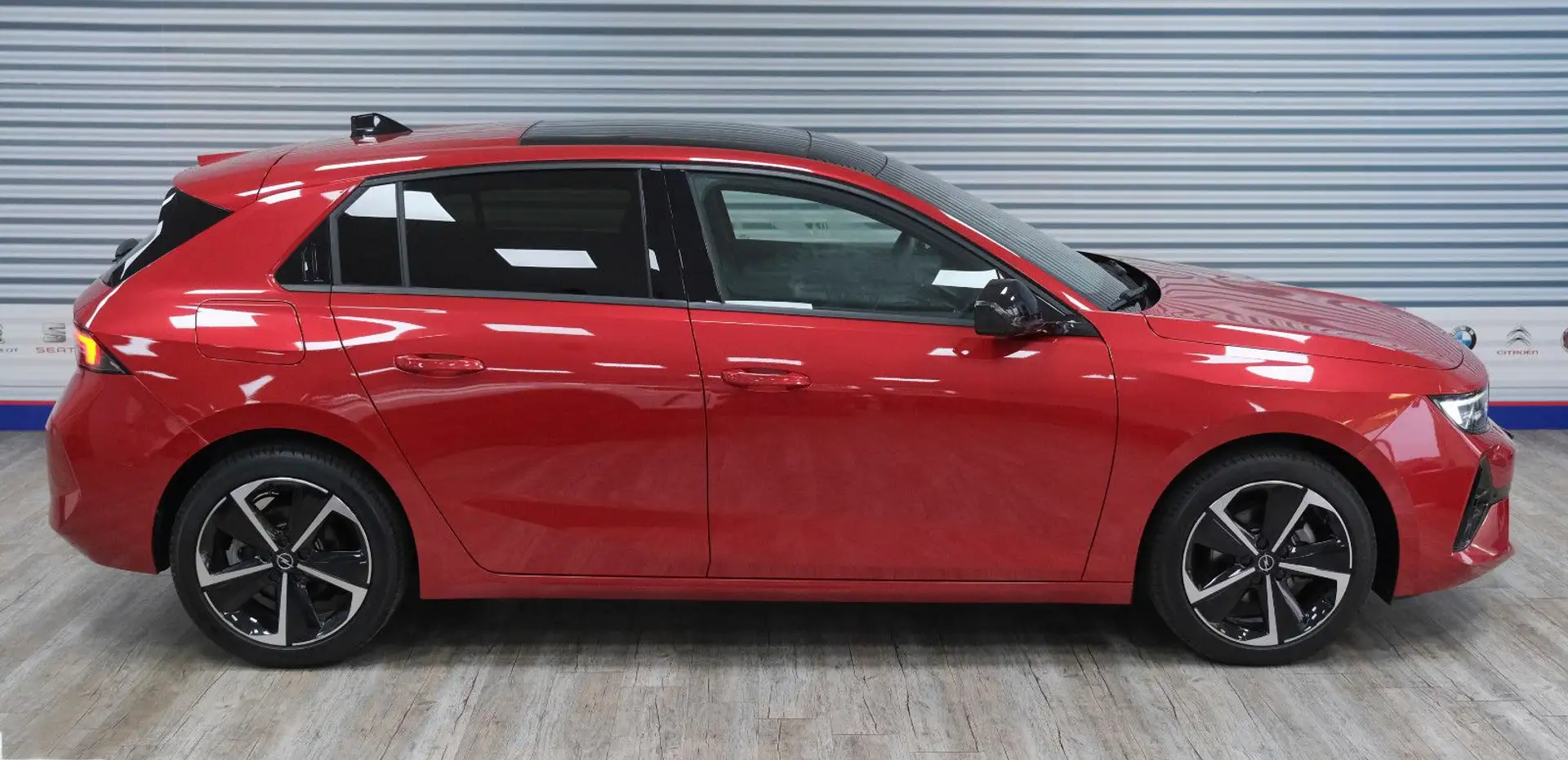 Opel Astra L 1.2 GS *MULTIM./LED/SHZ/PDC/360/AHK* Rot - 2