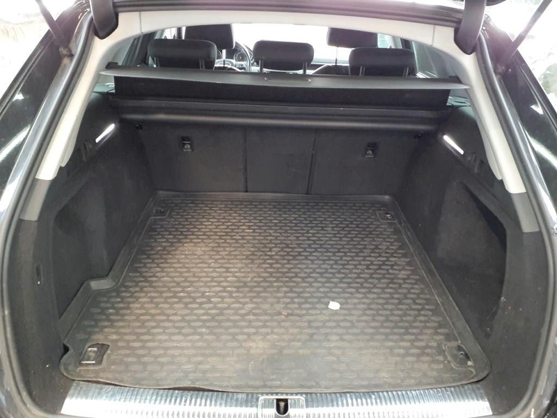 Audi A4 Avant 35 TDI S line MATRIX*AHK*R-CAM*ACC* — photo 14