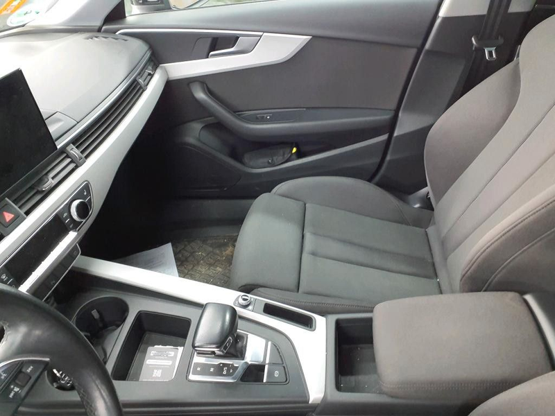 Audi A4 Avant 35 TDI S line MATRIX*AHK*R-CAM*ACC* — photo 12