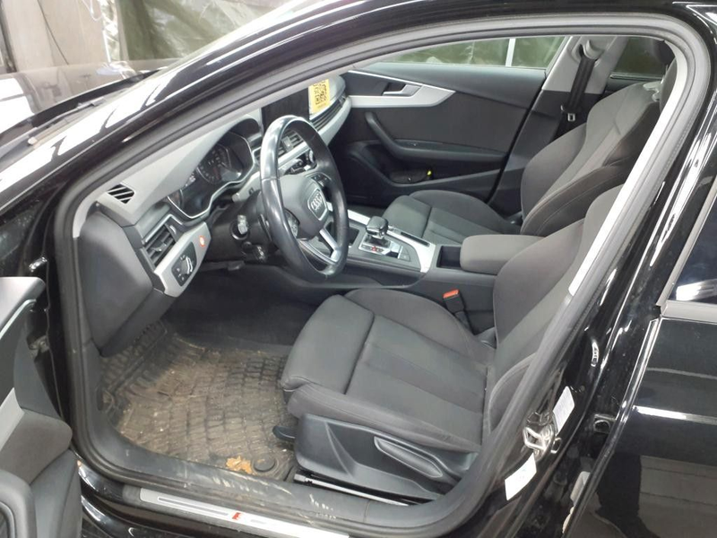 Audi A4 Avant 35 TDI S line MATRIX*AHK*R-CAM*ACC* — photo 6