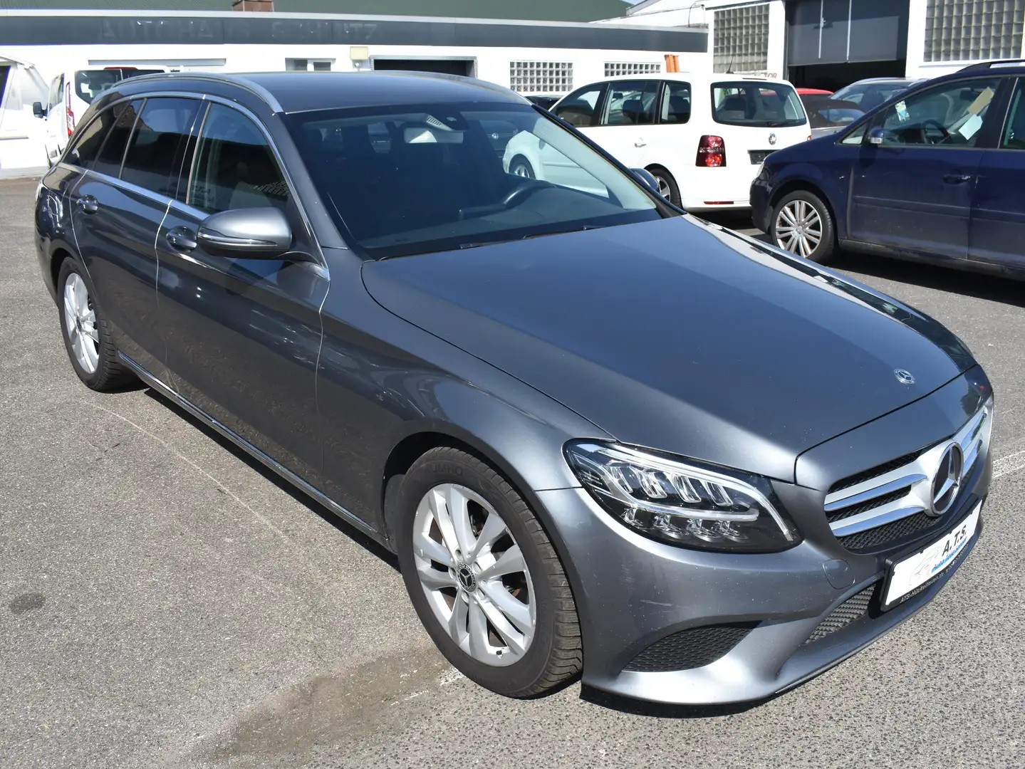 Mercedes-Benz C 220 C 220 T d *AUTOMATIK*R-KAMERA*KEYLESS*TEMPOMAT Grau - 2