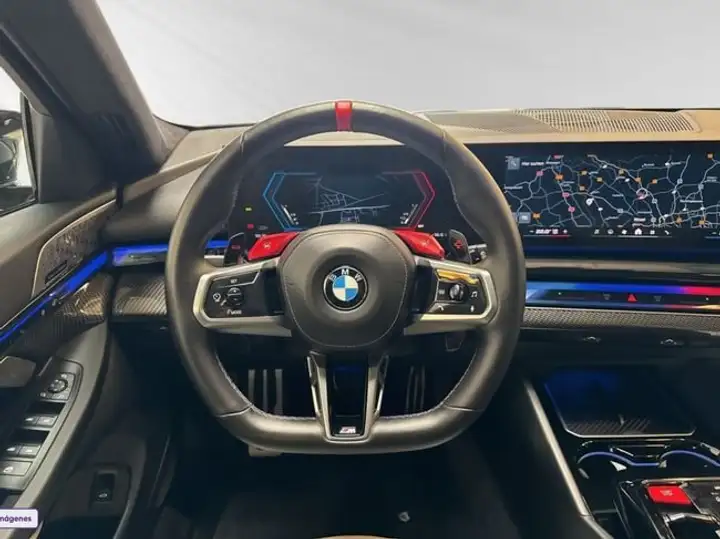 BMW M5 2025, foto 9