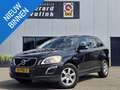 Volvo XC60 2.0 D3 Kinetic EXPORT ONLY Siyah - thumbnail 1