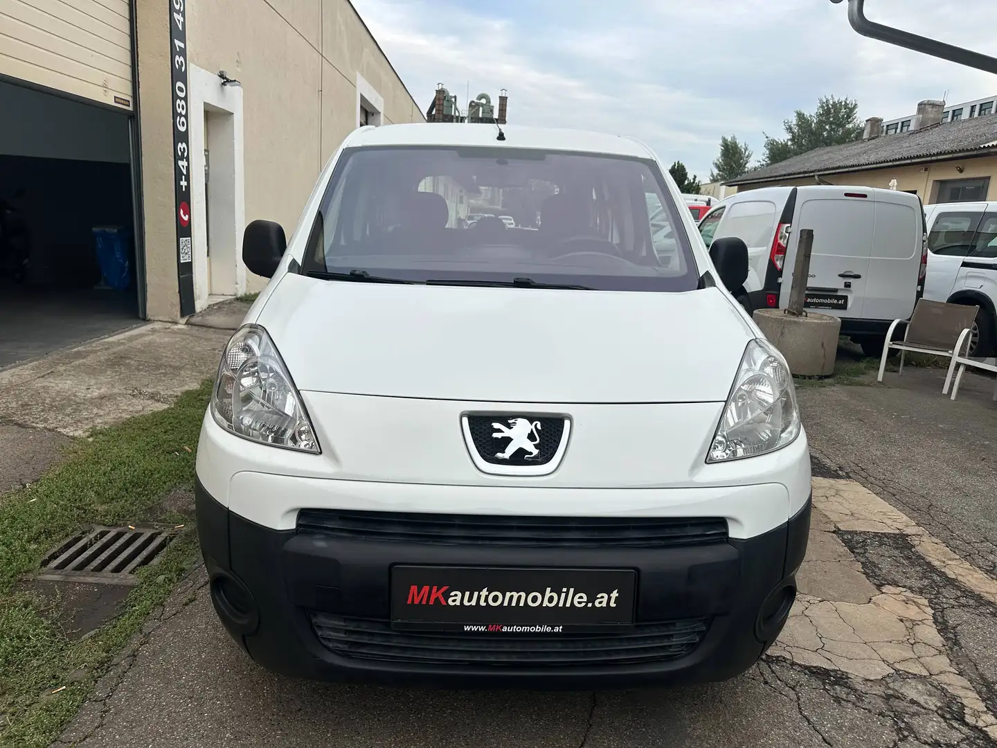 Peugeot Partner Partner Tepee Classic 1,6 HDi 75 * KLIMA -56TKM * Weiß - 2