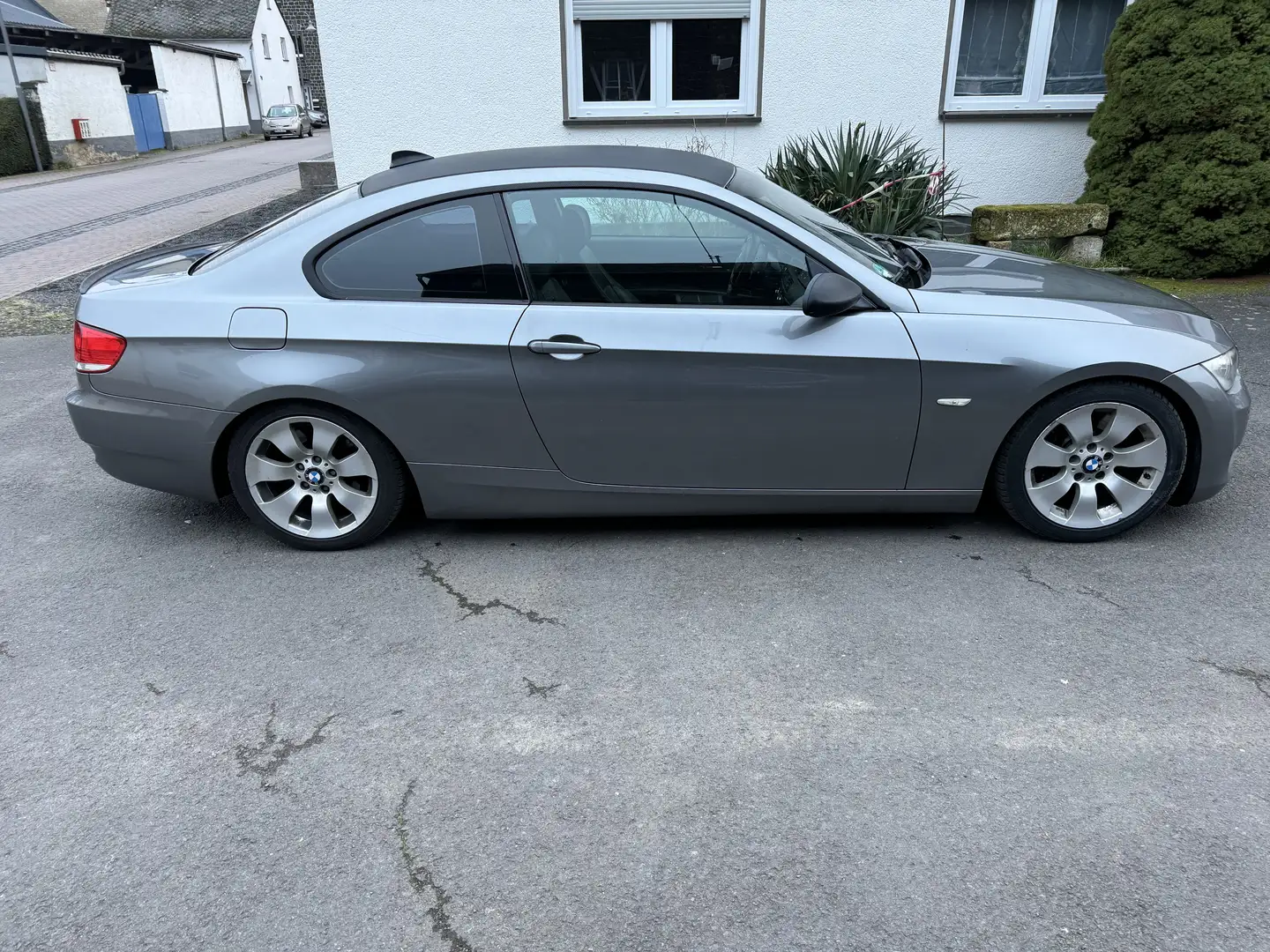BMW 335 335d Coupe Aut. Gris - 2
