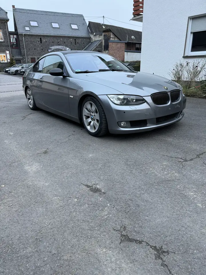 BMW 335