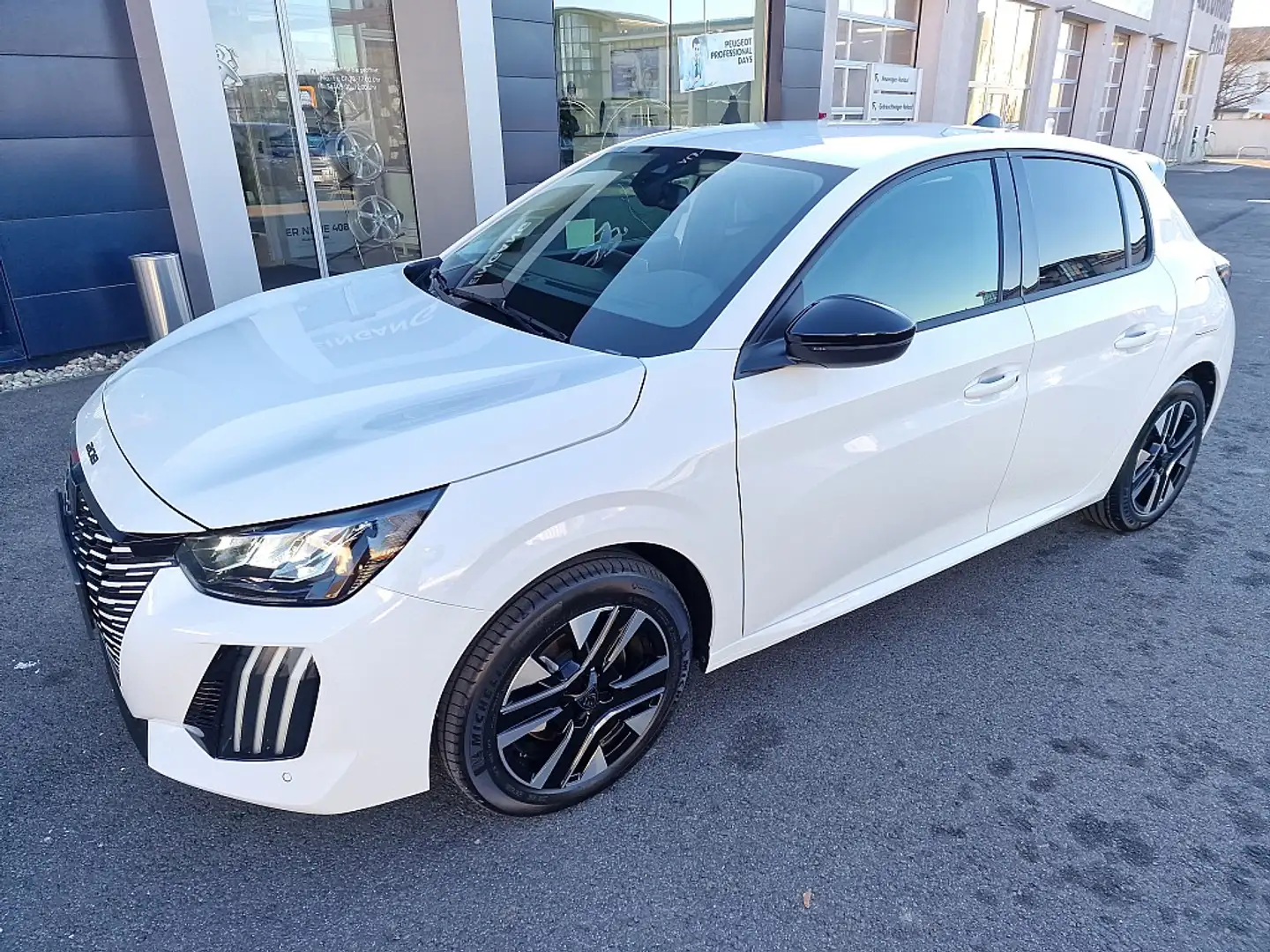 Peugeot 208 PureTech 100 S&S Allure "September verfügbar" Weiß - 1