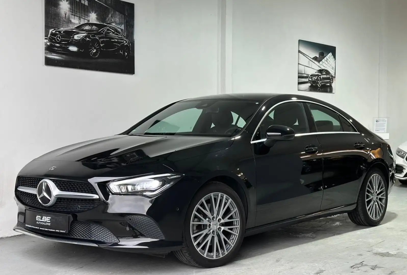 Mercedes-Benz CLA 220 d 8G-DCT Lim. 1.-Hand Voll-Service Leder Schwarz - 2