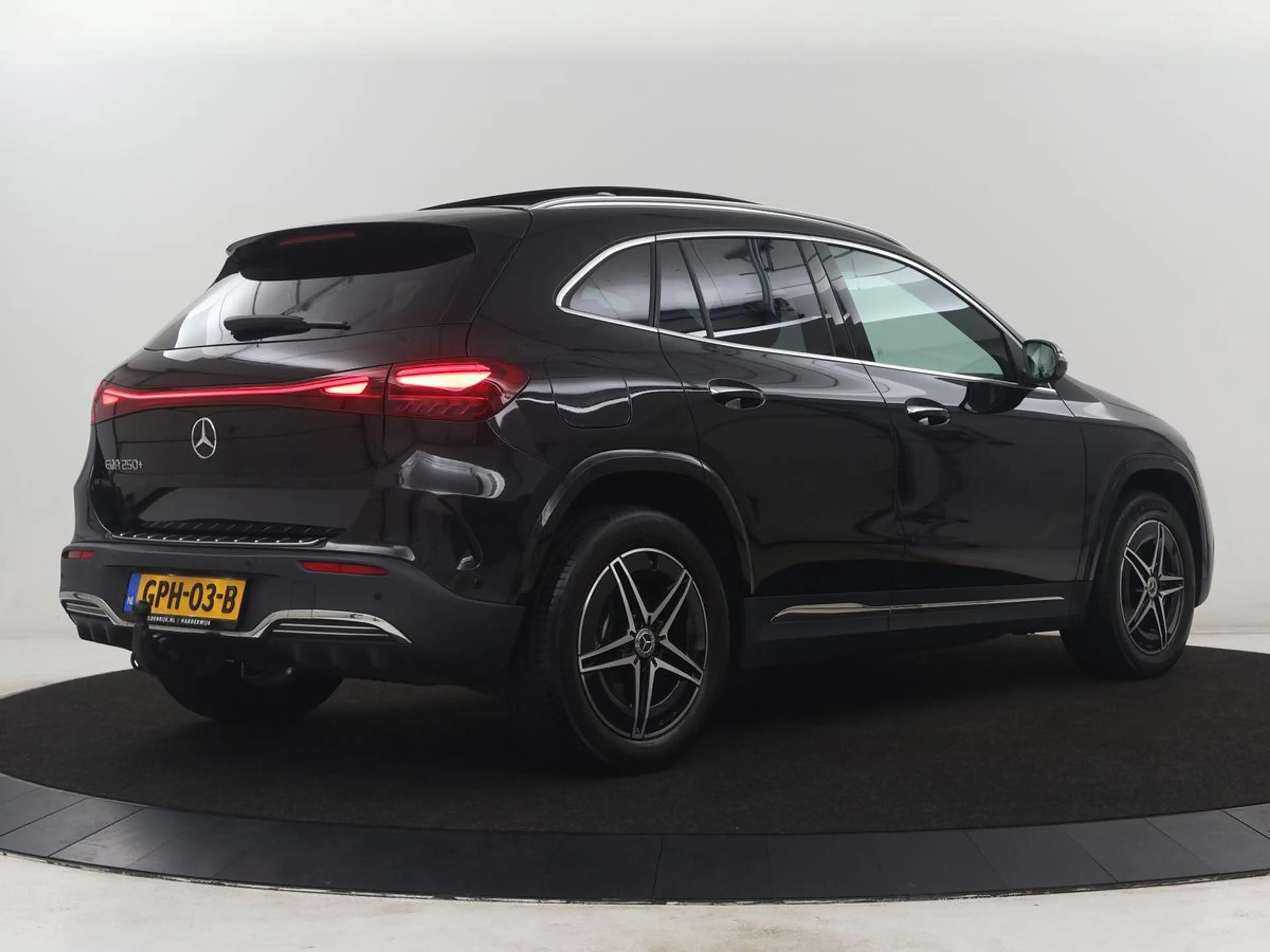 Mercedes-Benz EQA 250 250+ AMG Line 71 kWh SOH 98,5% | Trekhaak | LED | — photo 38