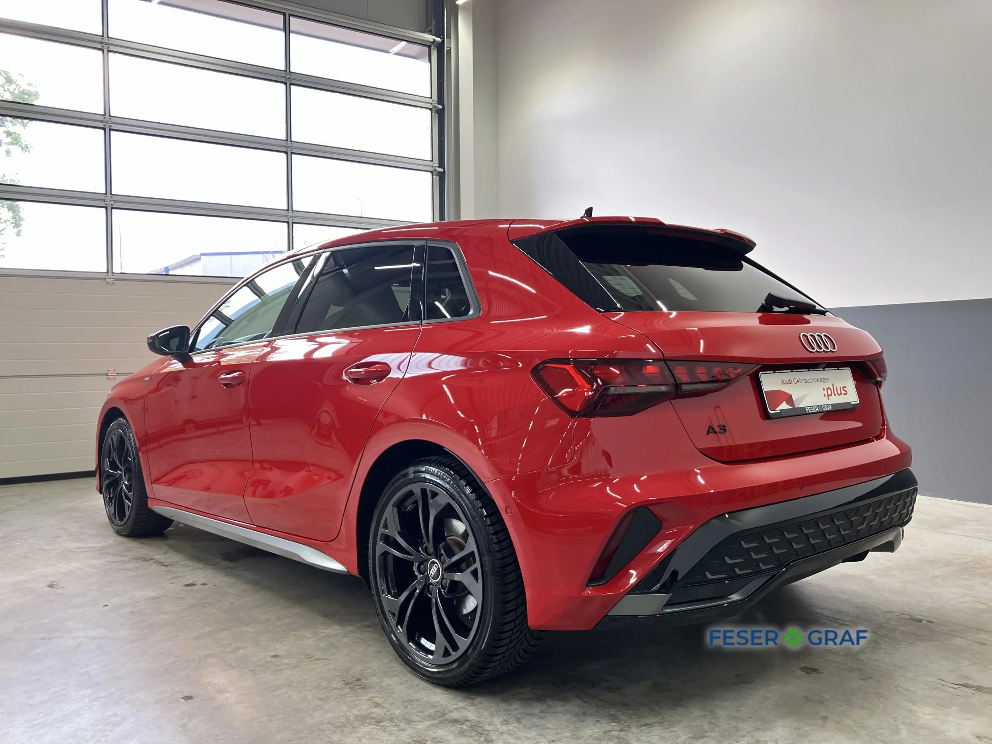 Audi A3 S line 35 TFSI S tronic RFK ACC Navi — photo 4