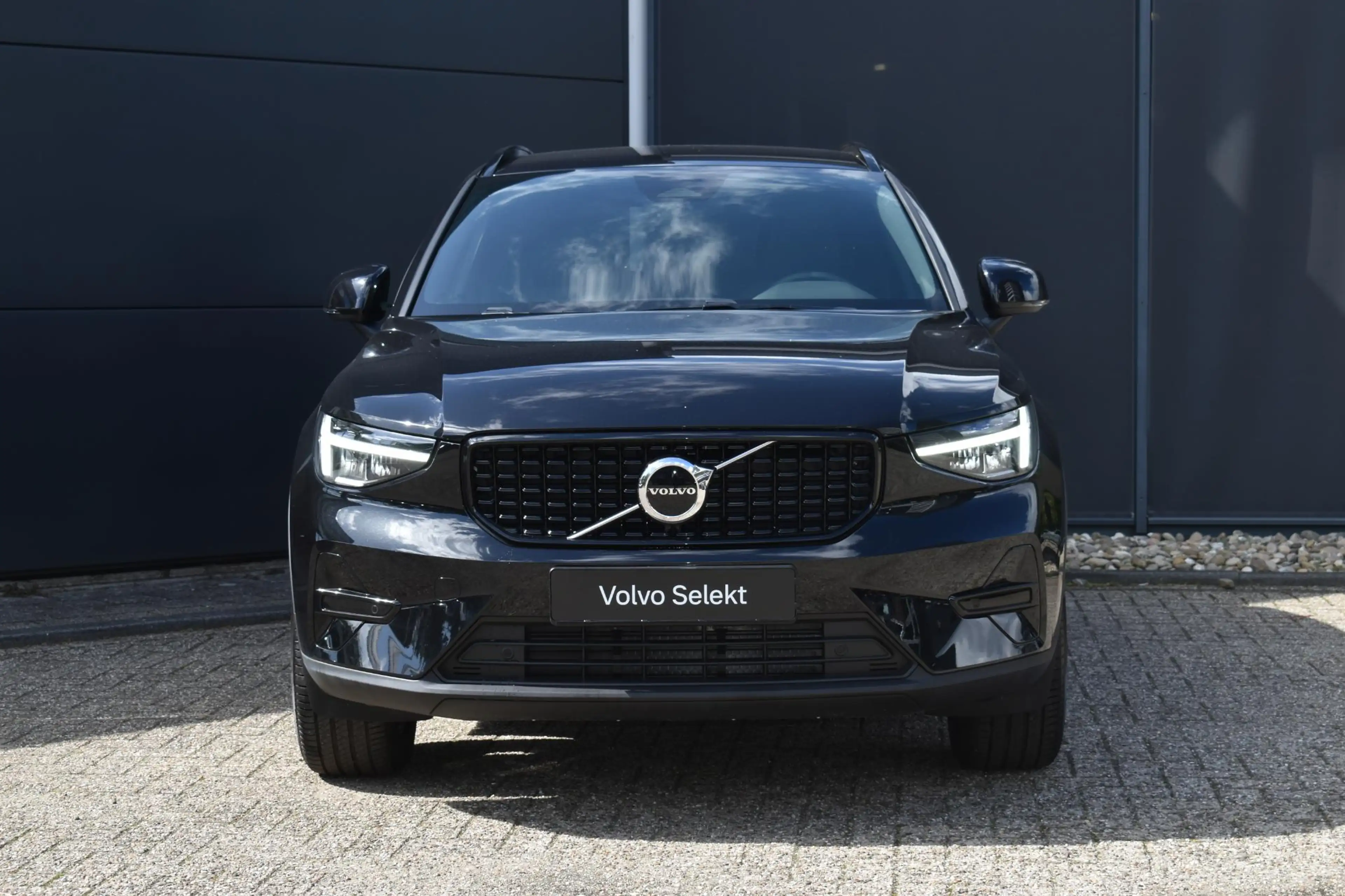 Volvo XC40 B4 Plus Dark | Trekhaak | Verwarmbare voorstoelen, — photo 5