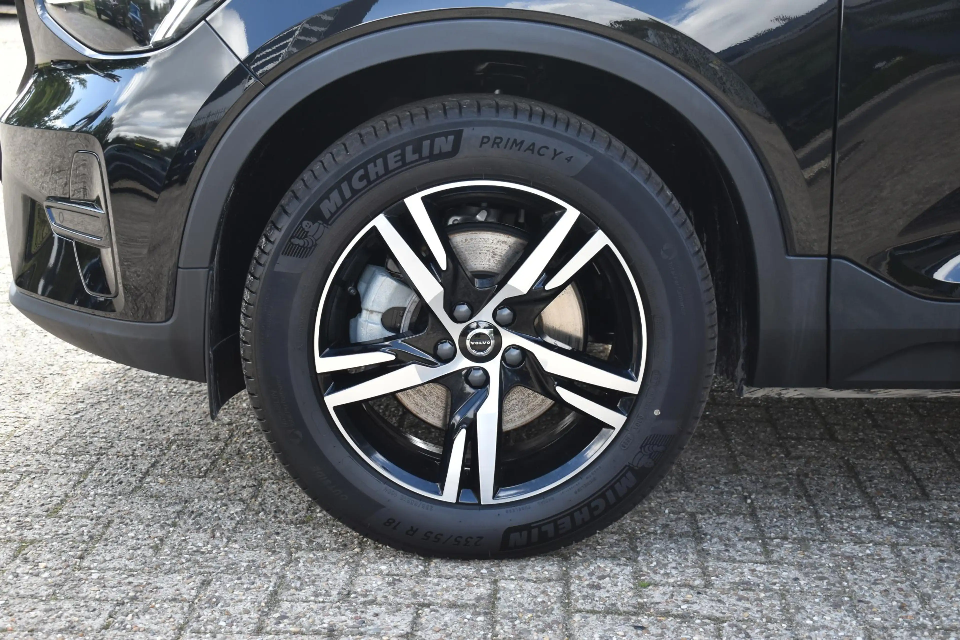 Volvo XC40 B4 Plus Dark | Trekhaak | Verwarmbare voorstoelen, — photo 9