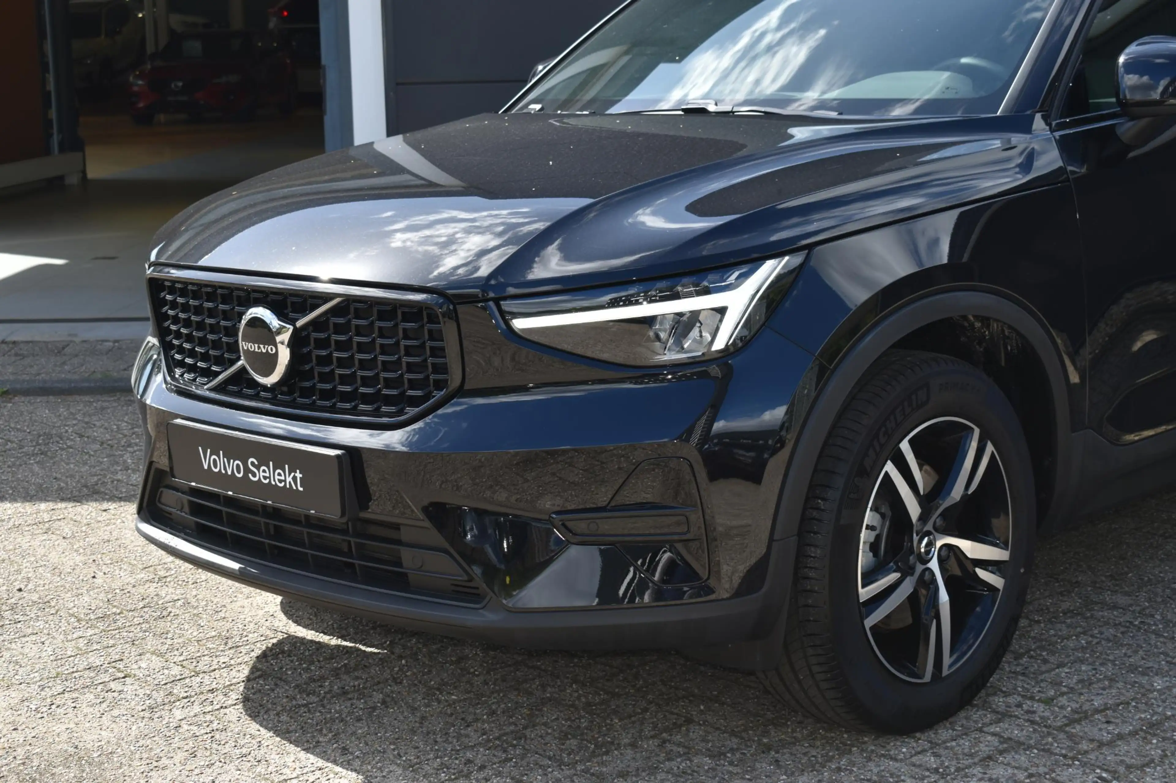 Volvo XC40 B4 Plus Dark | Trekhaak | Verwarmbare voorstoelen, — photo 3