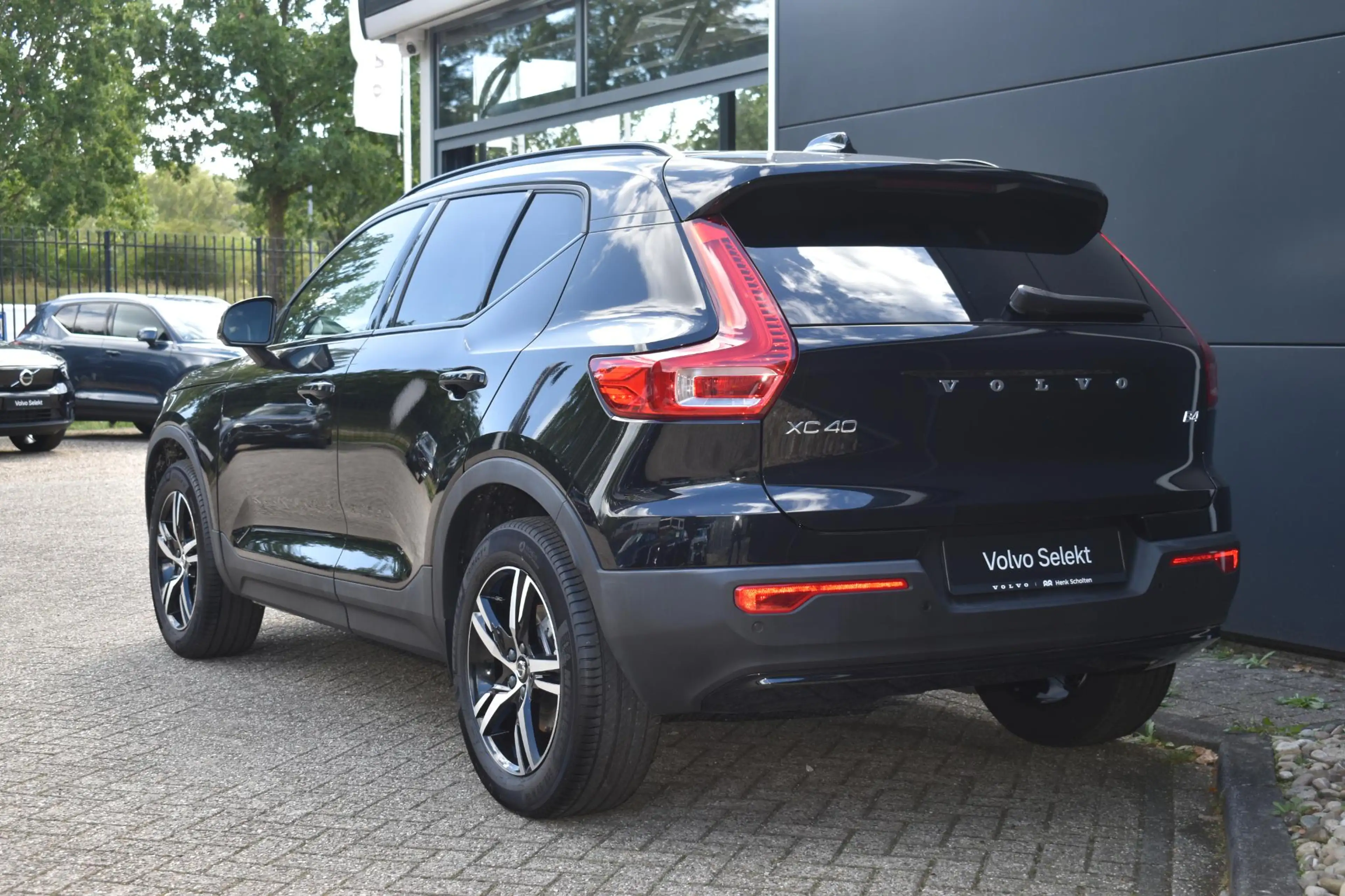Volvo XC40 B4 Plus Dark | Trekhaak | Verwarmbare voorstoelen, — photo 2
