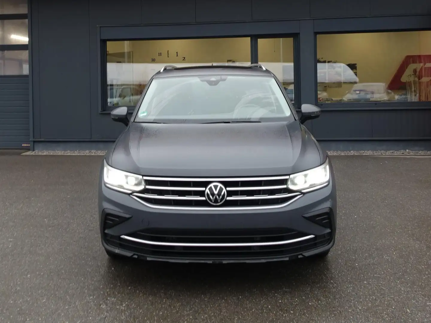 Volkswagen Tiguan Elegance eHybrid *MATRIX*NAVI*VIRTUAL*PANO*AHV* - 1