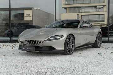 3.9 V8 Grigio INGRID Full Carbon Passenger Display