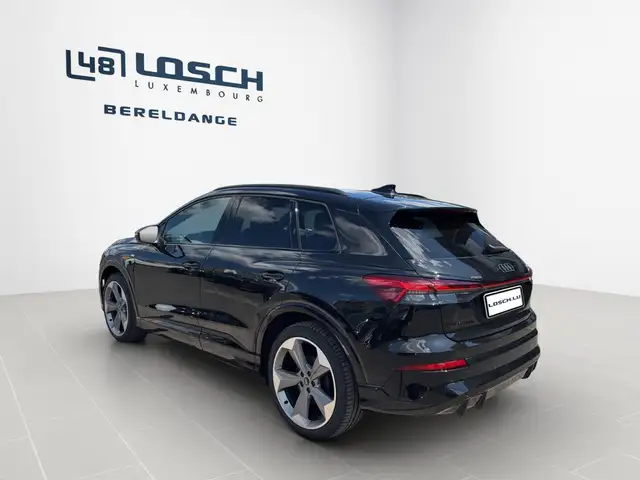 Audi Q4 E-Tron view 4
