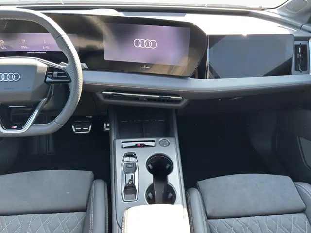 Audi Q4 E-Tron view 10