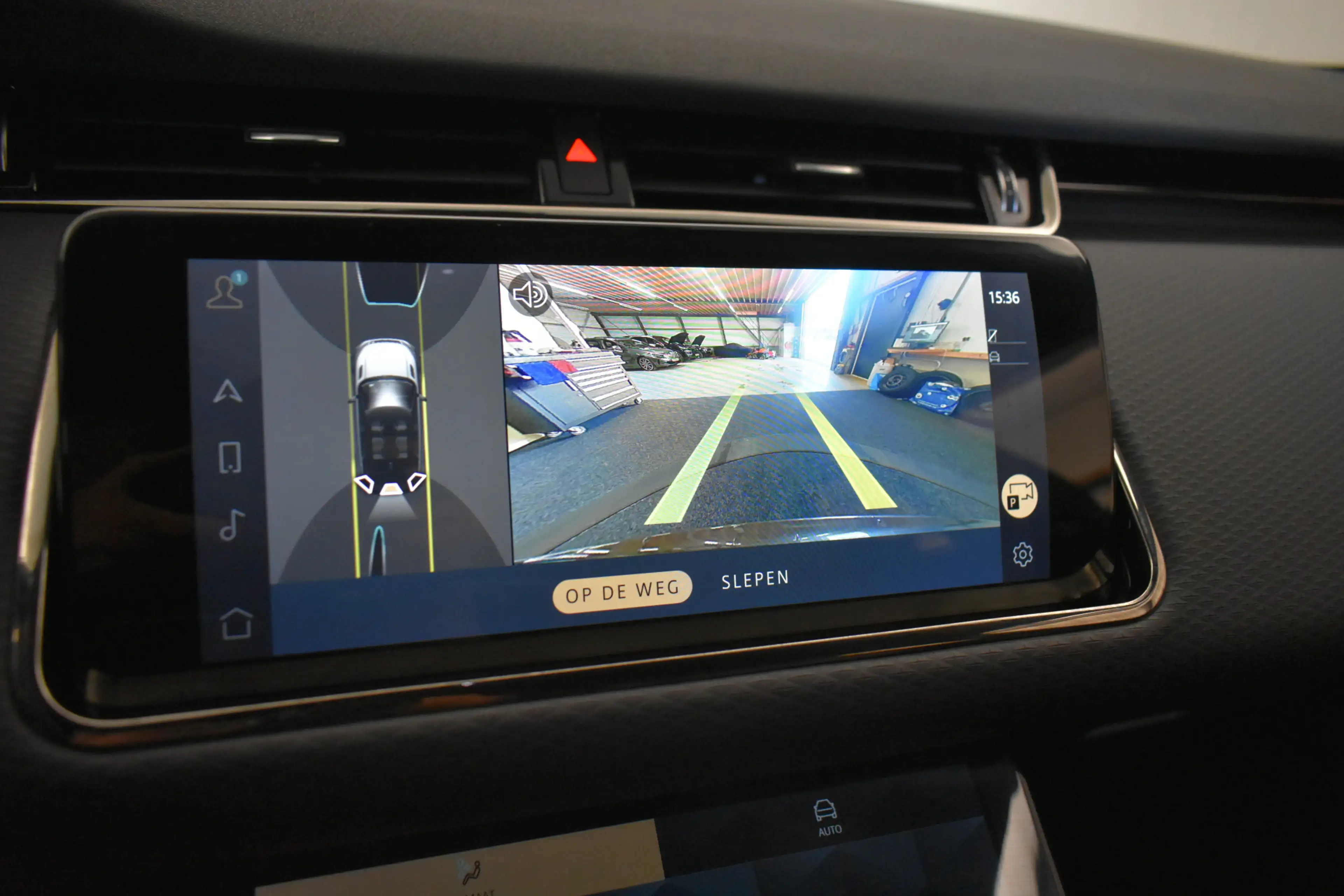 Land Rover Range Rover Evoque 1.5 P300e AWD R-Dynamic SE Camera El Trekh+Stoel+A — photo 2