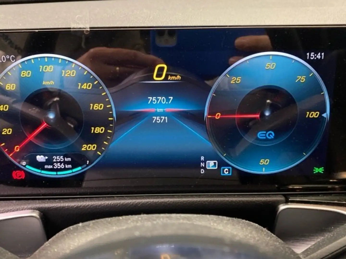 Mercedes-Benz EQB 350 4Matic Schwarz - 2