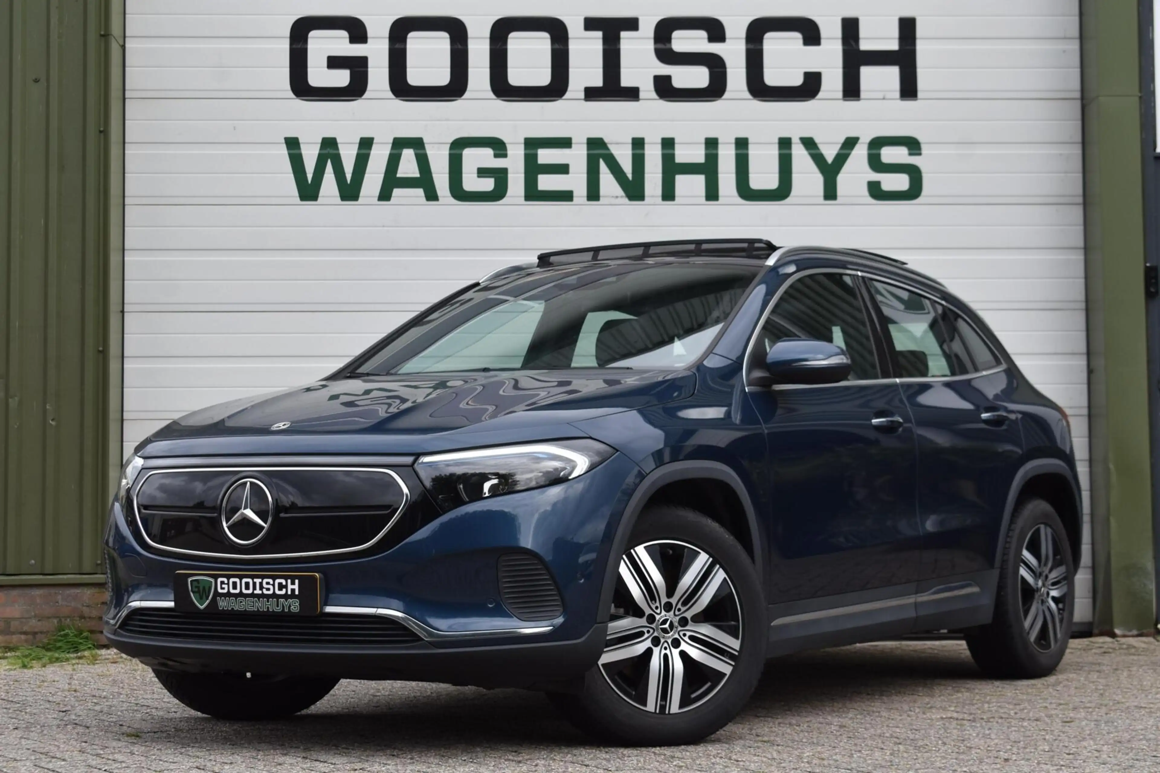 Mercedes-Benz EQA 250 250+ Luxury Line 71 kWh | Stoelverwarming | Pano |