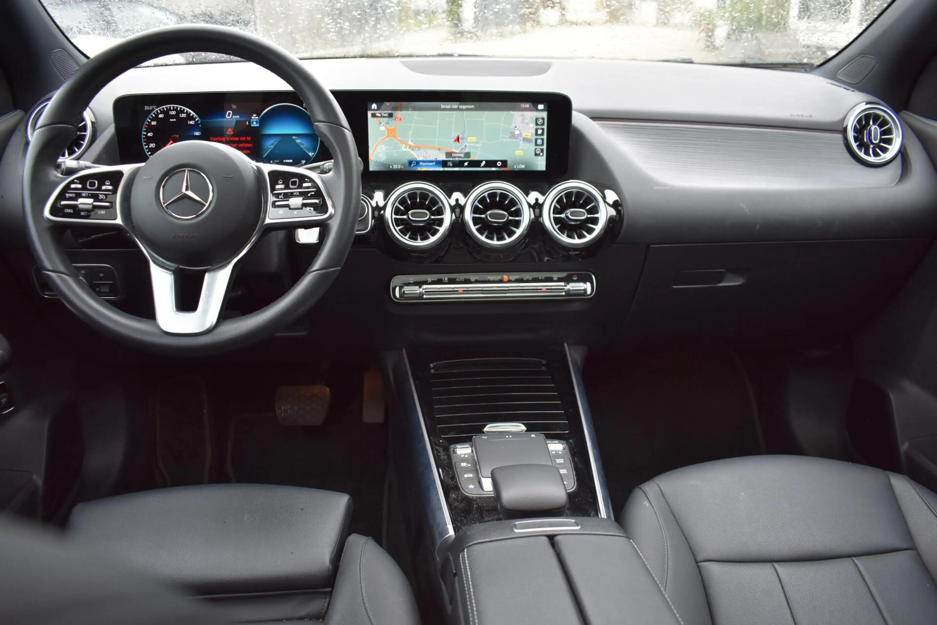 Mercedes-Benz EQA 250 250+ Luxury Line 71 kWh | Stoelverwarming | Pano | — photo 11