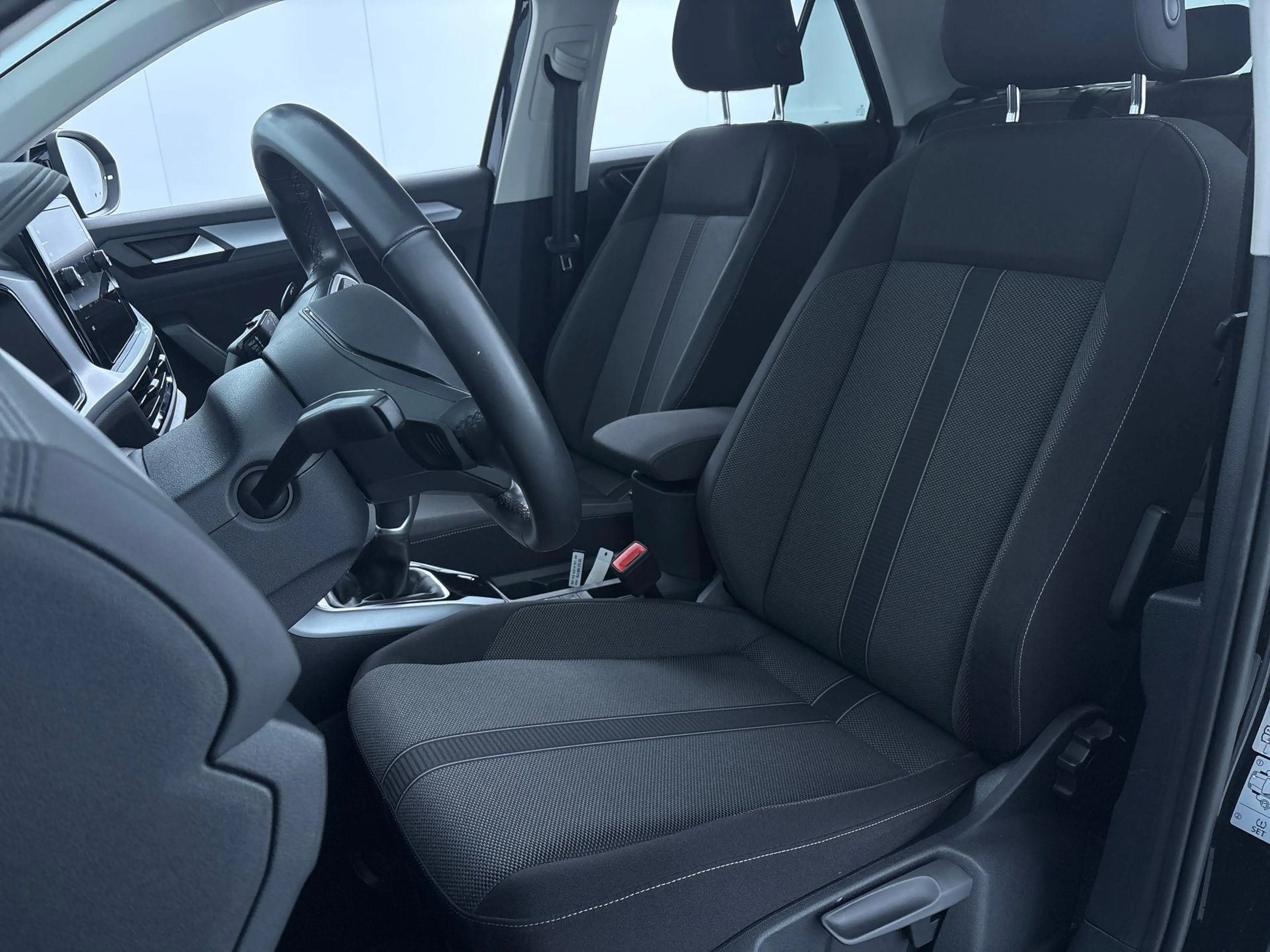 Volkswagen T-Roc 1.5 TSI Oranje Edition 150 pk Automaat (DSG) | Ver — photo 10