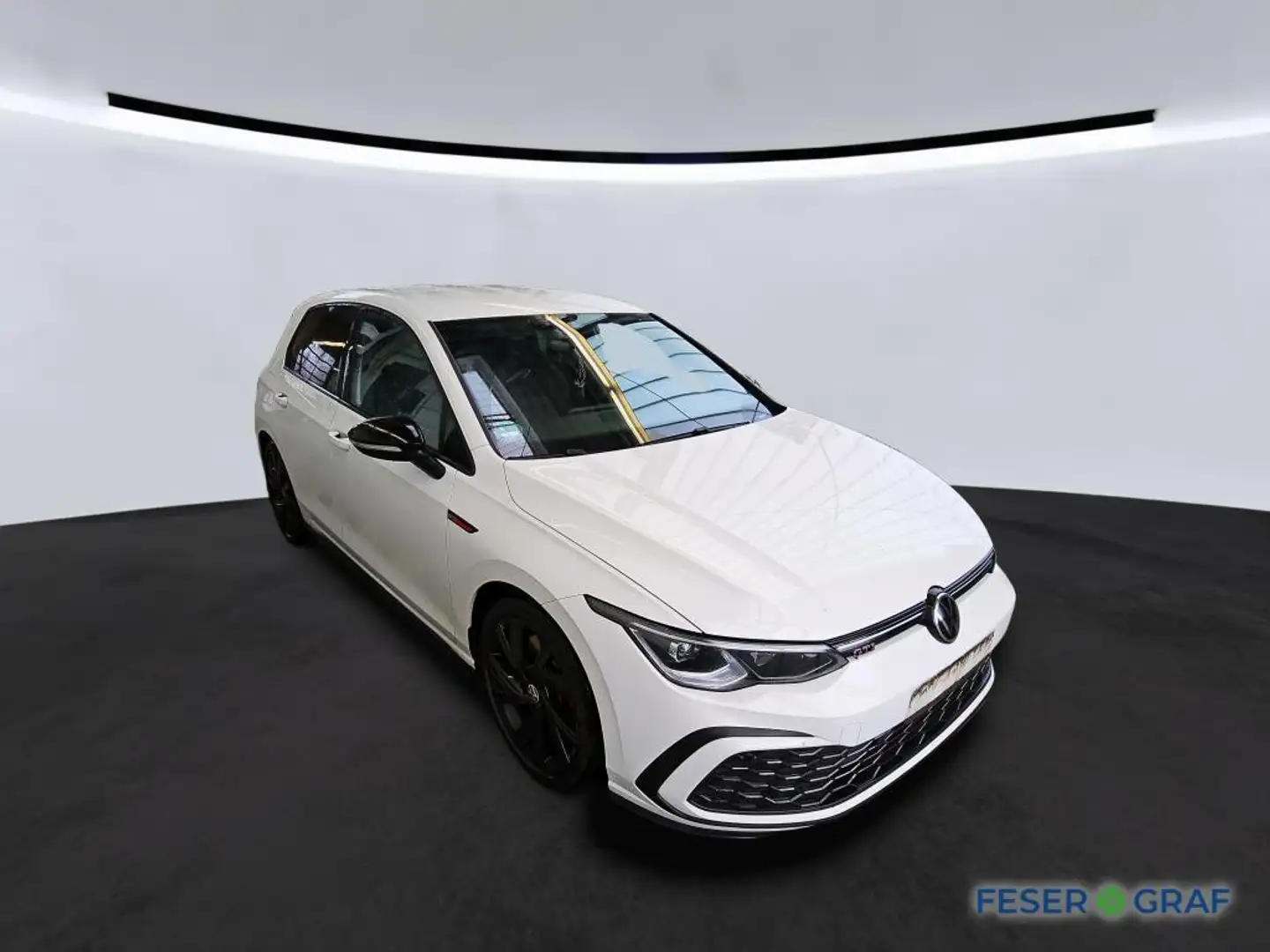 Volkswagen Golf VIII GTI 2.0 TSI DSG Navi RFK ACC SHZ Weiß - 2