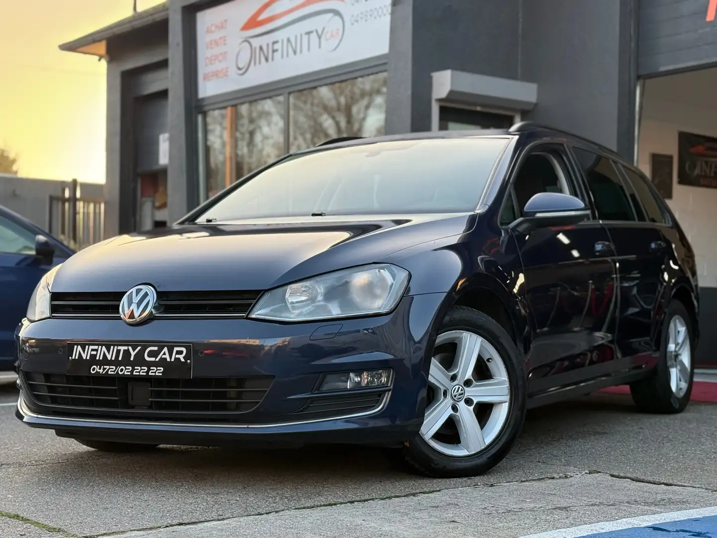 Volkswagen Golf Golf 1.6 CR TDi HIGHTLINE Bleu - 2