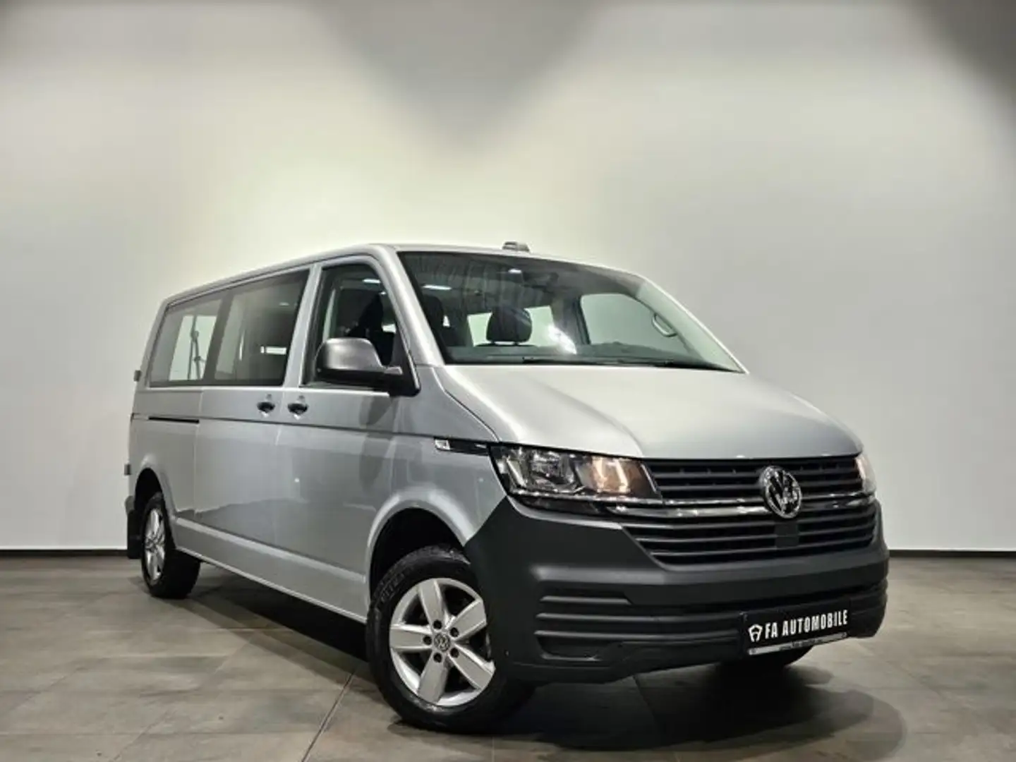Volkswagen T6 Caravelle 2.0 TDI 9 Sitzer Lang Pdc EU6 Plus Silber - 2